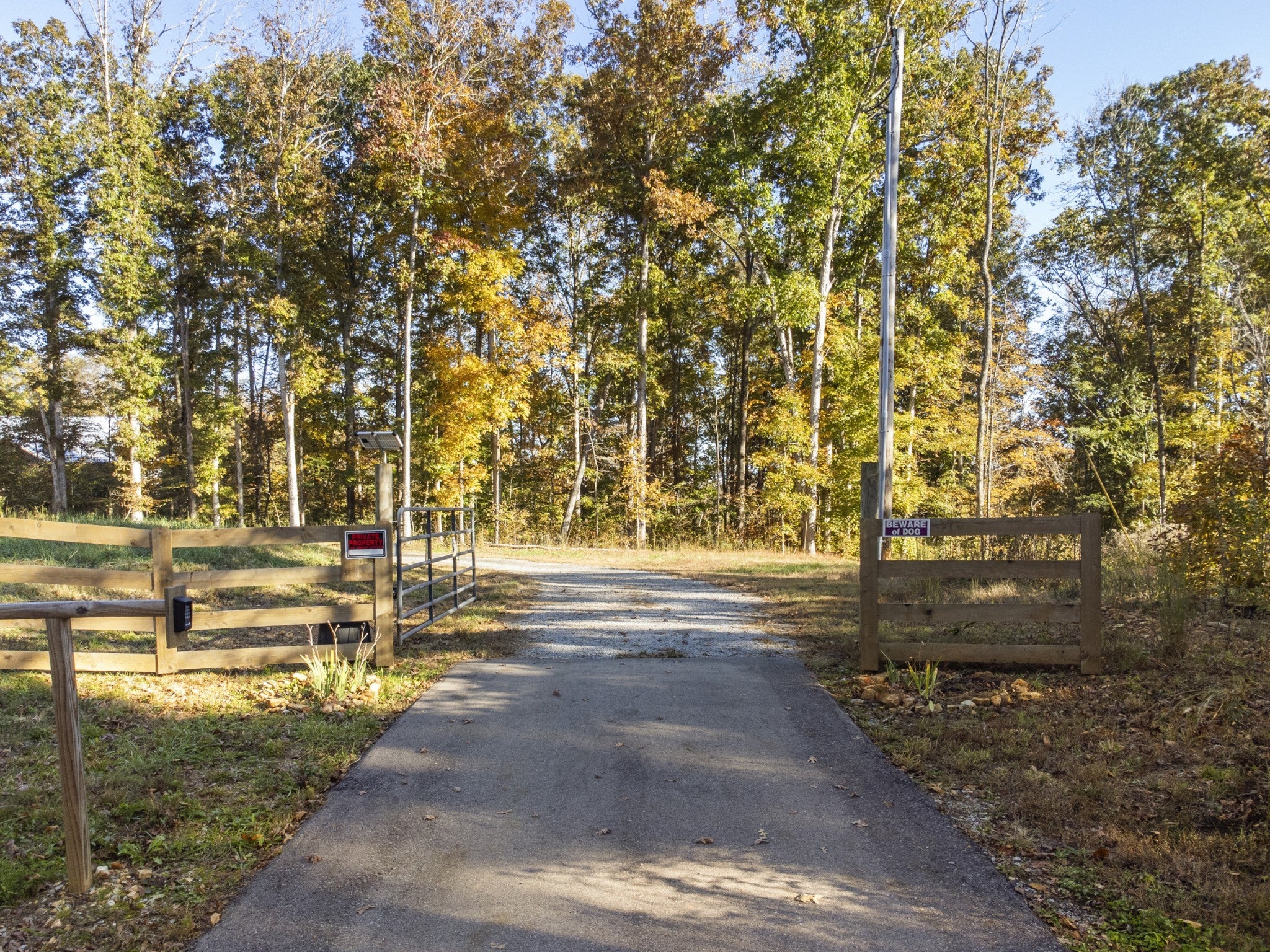 Centerville, Tennessee, 37033, United States, 3 Bedrooms Bedrooms, ,3 BathroomsBathrooms,Residential,Active,2007309