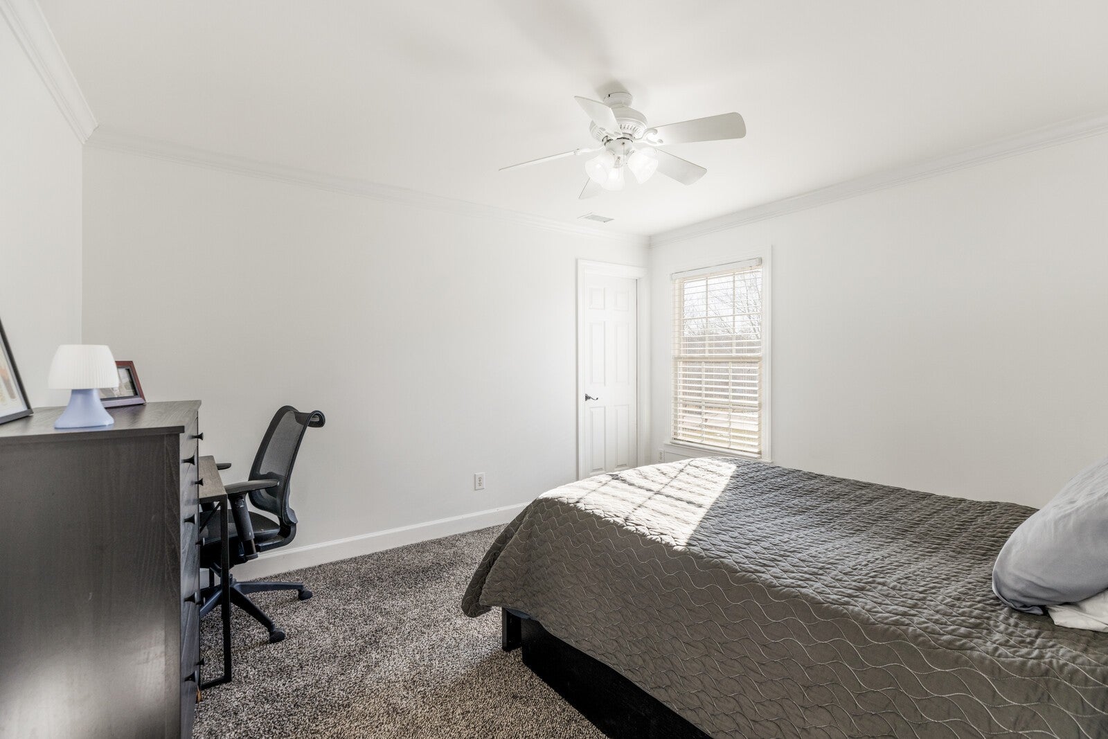 Brentwood, Tennessee, 37027, United States, 5 Bedrooms Bedrooms, ,4 BathroomsBathrooms,Residential,Active,2006880