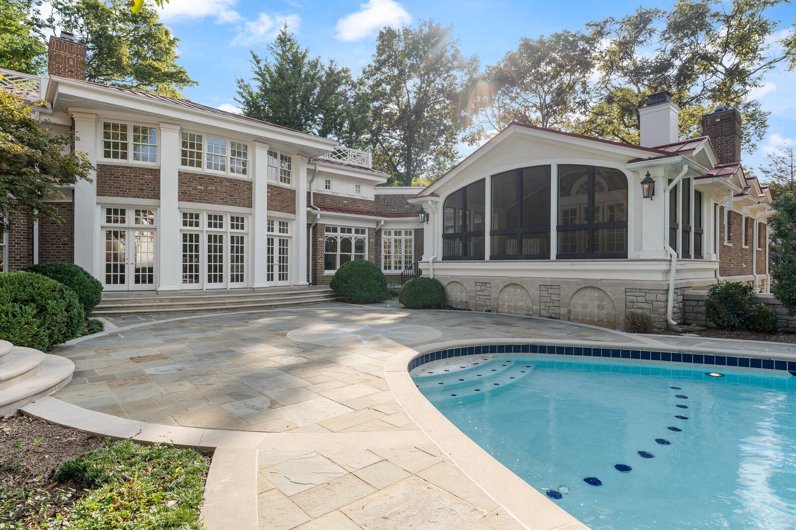 Nashville, Tennessee, 37205, United States, 5 Bedrooms Bedrooms, ,7 BathroomsBathrooms,Residential,Active,1965991