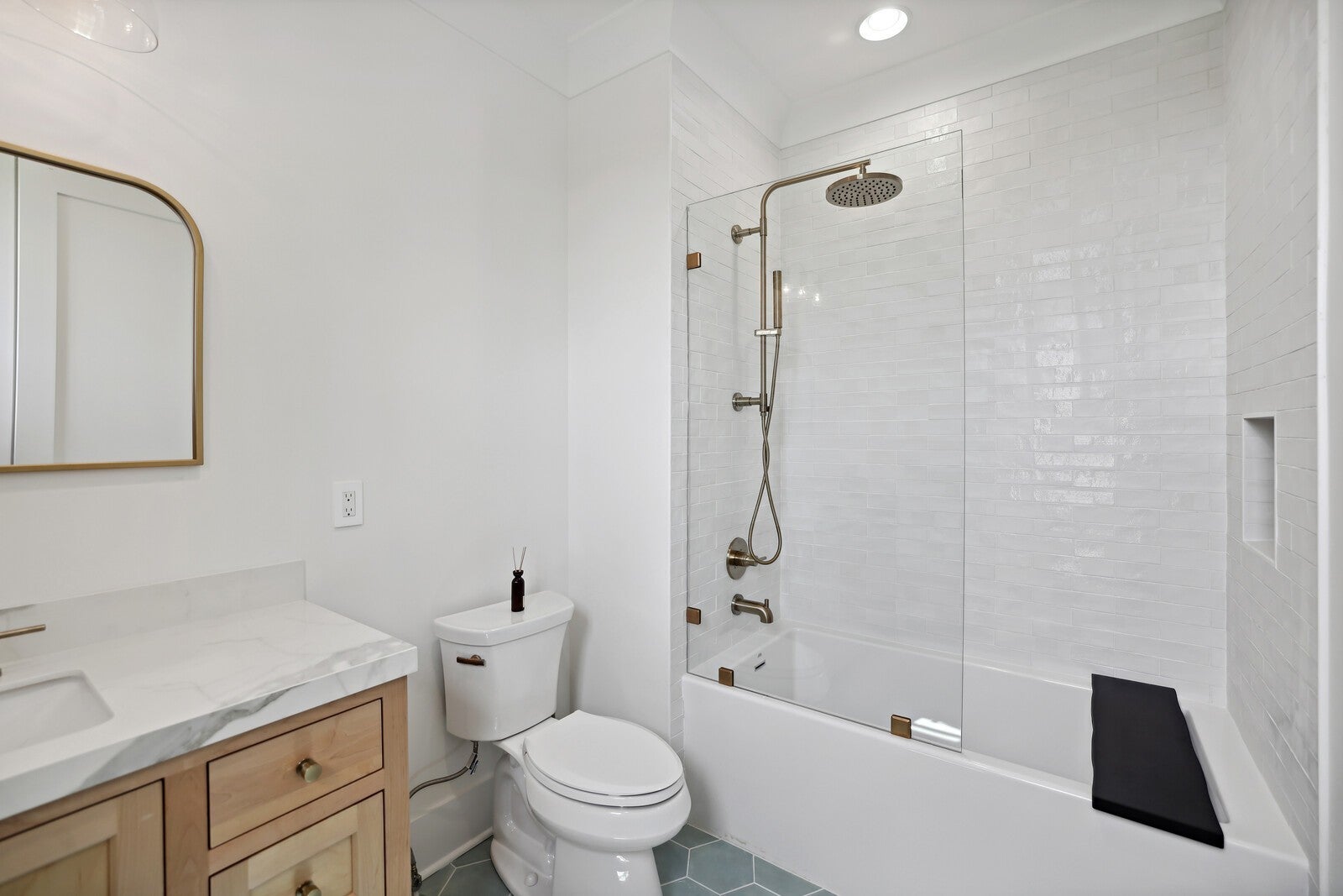 Franklin, Tennessee, 37067, United States, 5 Bedrooms Bedrooms, ,6 BathroomsBathrooms,Residential,Active,2009381