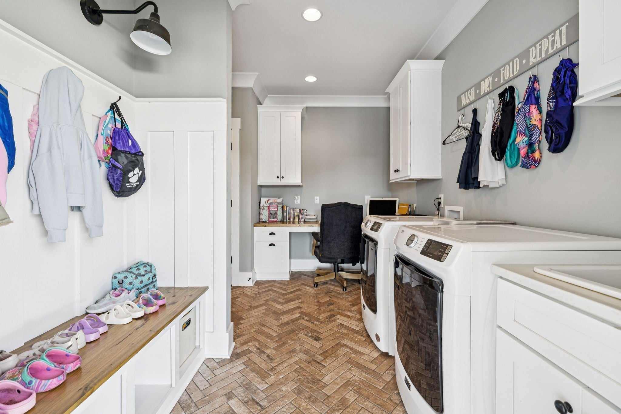 Lebanon, Tennessee, 37090, United States, 3 Bedrooms Bedrooms, ,4 BathroomsBathrooms,Residential,Active,2006888