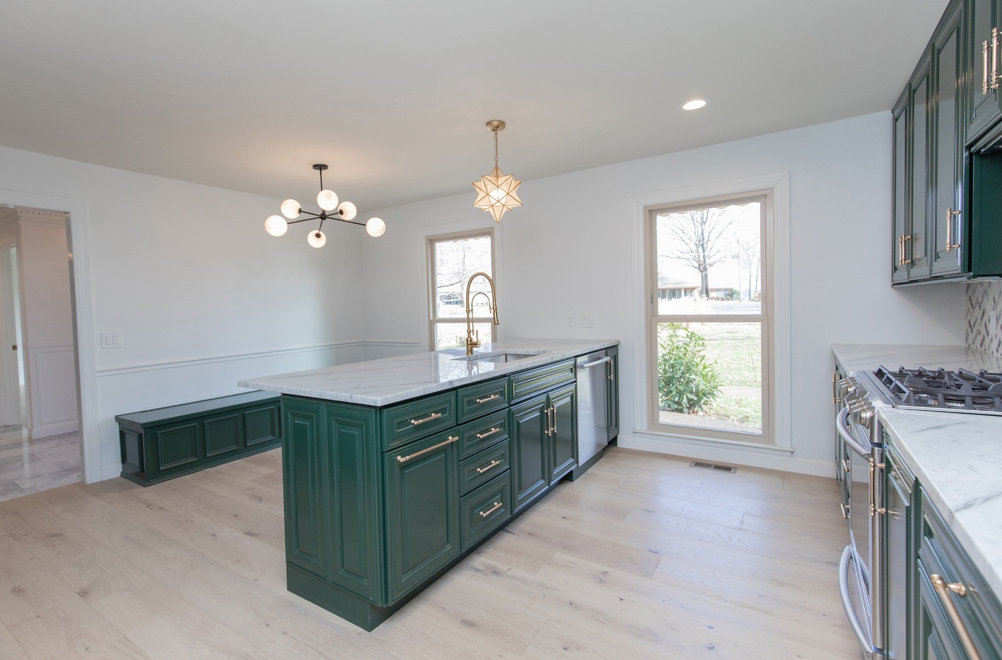 Hendersonville, Tennessee, 37075, United States, 4 Bedrooms Bedrooms, ,3 BathroomsBathrooms,Residential,Active,2014174