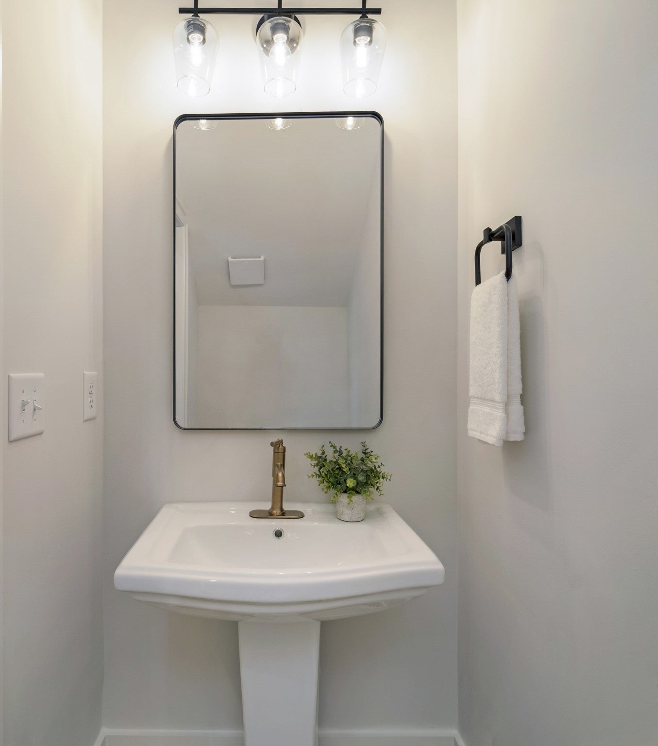 Franklin, Tennessee, 37064, United States, 5 Bedrooms Bedrooms, ,6 BathroomsBathrooms,Residential,Active,2007106