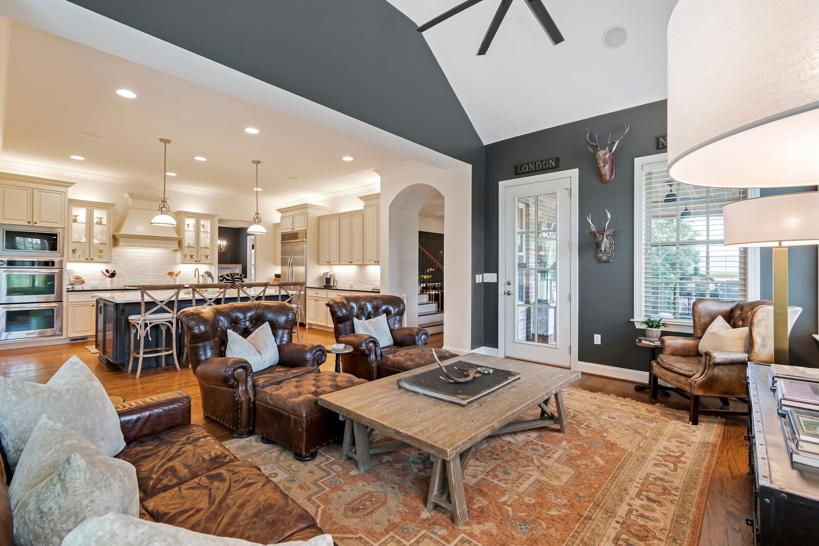 Brentwood, Tennessee, 37027, United States, 5 Bedrooms Bedrooms, ,7 BathroomsBathrooms,Residential,Active,2011215