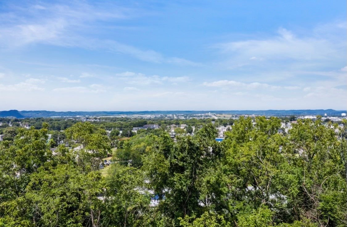 Nashville, Tennessee, 37209, United States, 4 Bedrooms Bedrooms, ,5 BathroomsBathrooms,Residential,Active,1888976