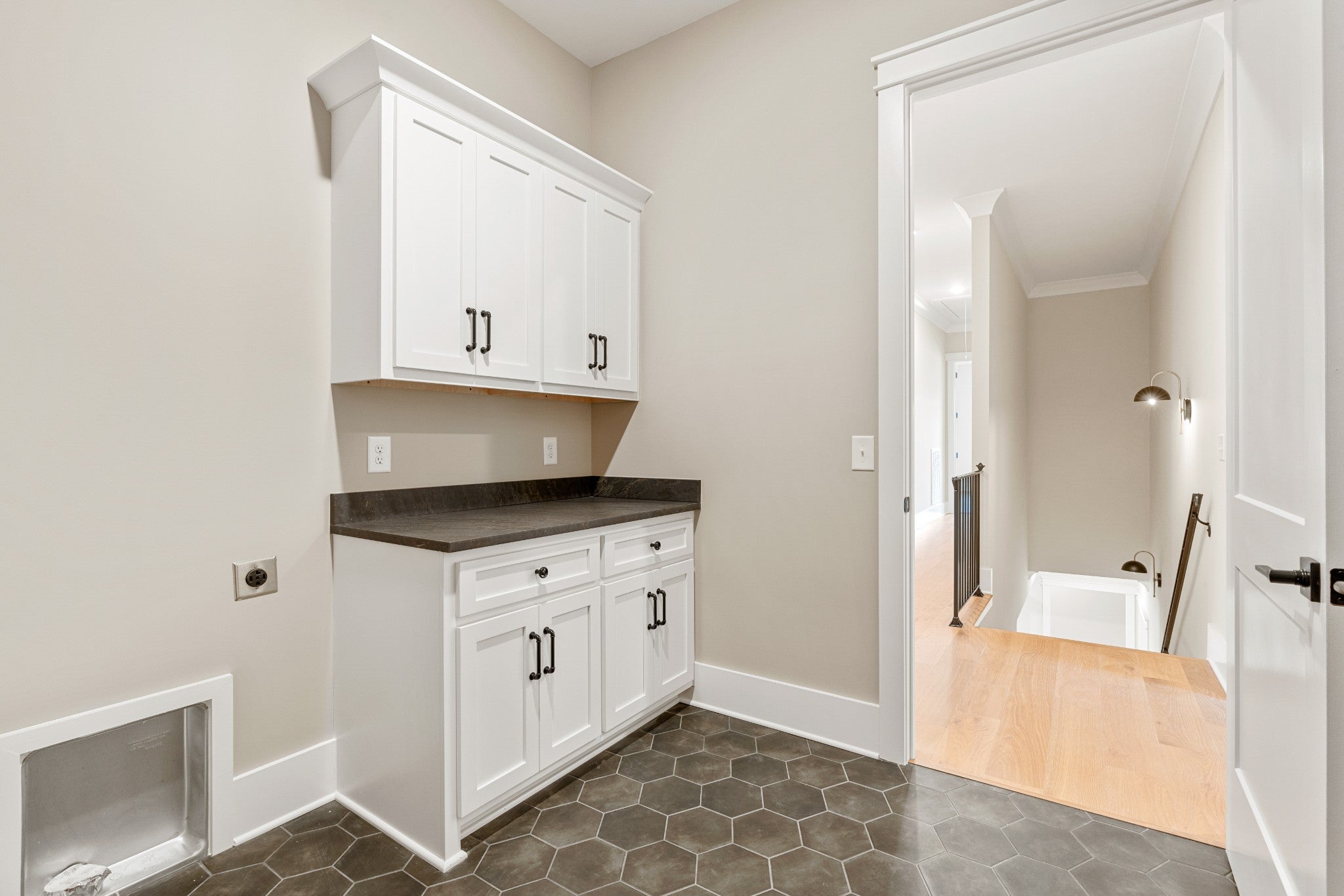 Lebanon, Tennessee, 37090, United States, 5 Bedrooms Bedrooms, ,7 BathroomsBathrooms,Residential,Active,1927656