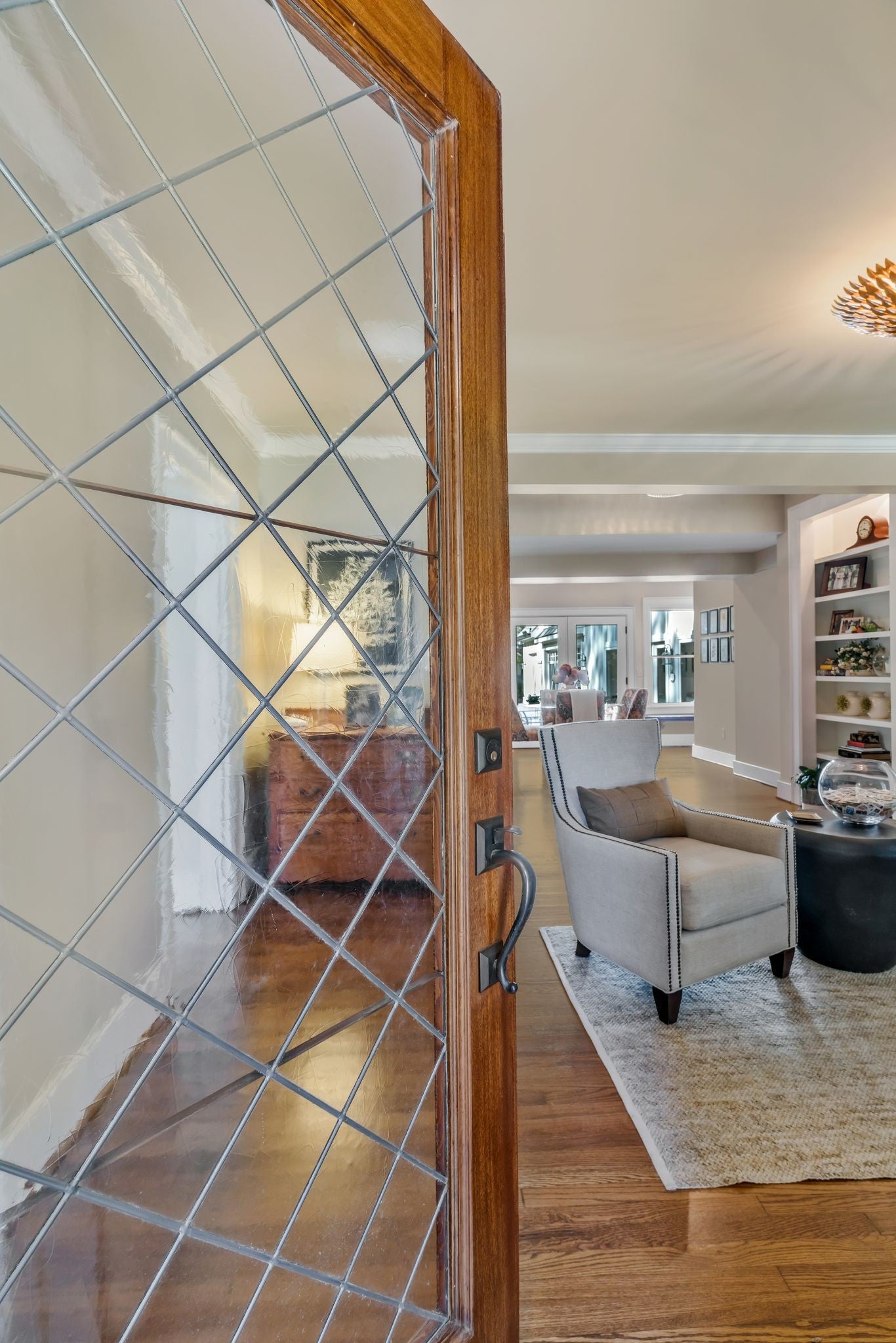 Nashville, Tennessee, 37215, United States, 4 Bedrooms Bedrooms, ,5 BathroomsBathrooms,Residential,Active,1988489