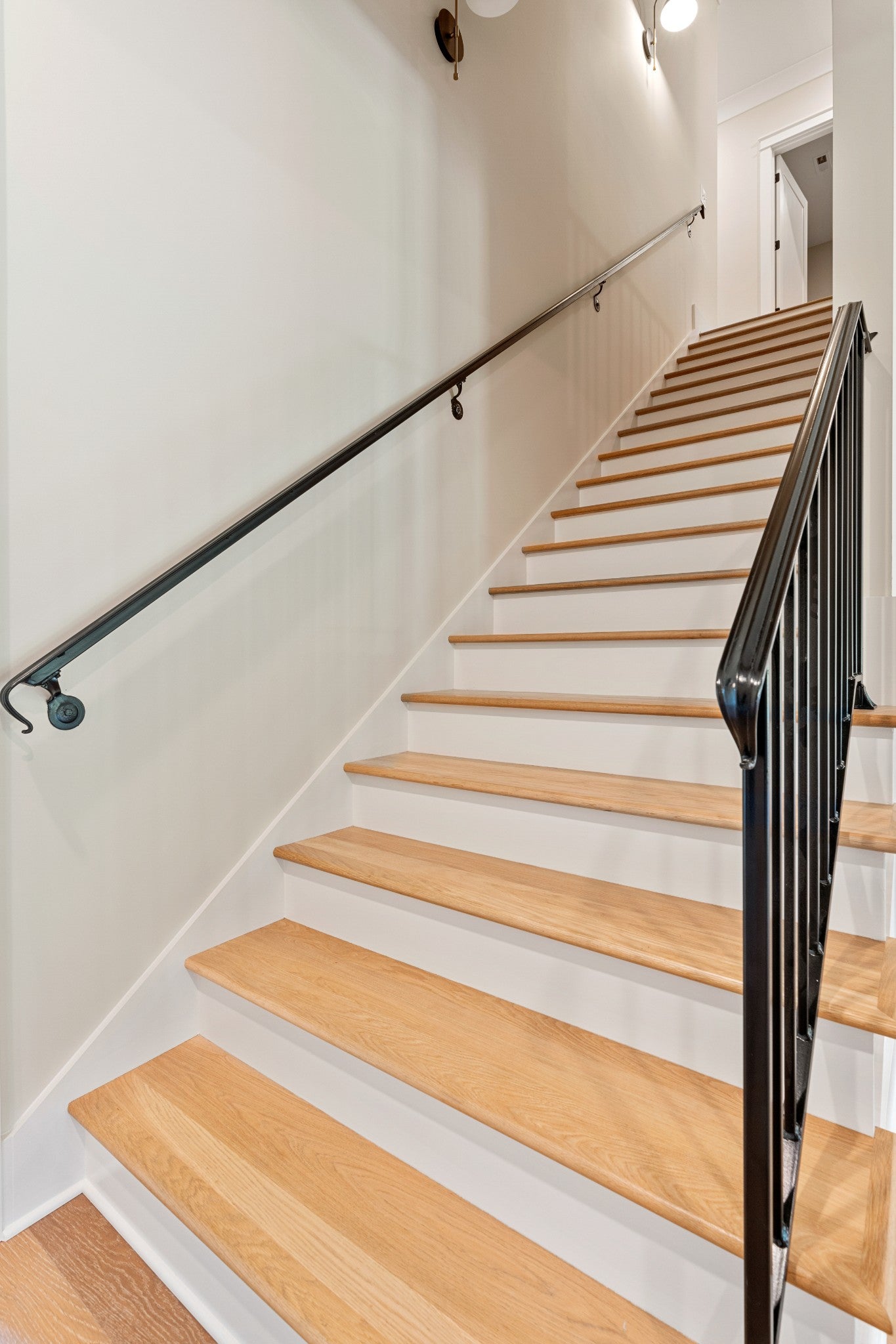 Lebanon, Tennessee, 37090, United States, 5 Bedrooms Bedrooms, ,7 BathroomsBathrooms,Residential,Active,1927656