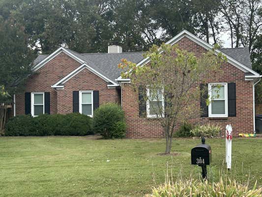 304 LONGSTREET DR, COLUMBIA, TN 38401 - Image 1