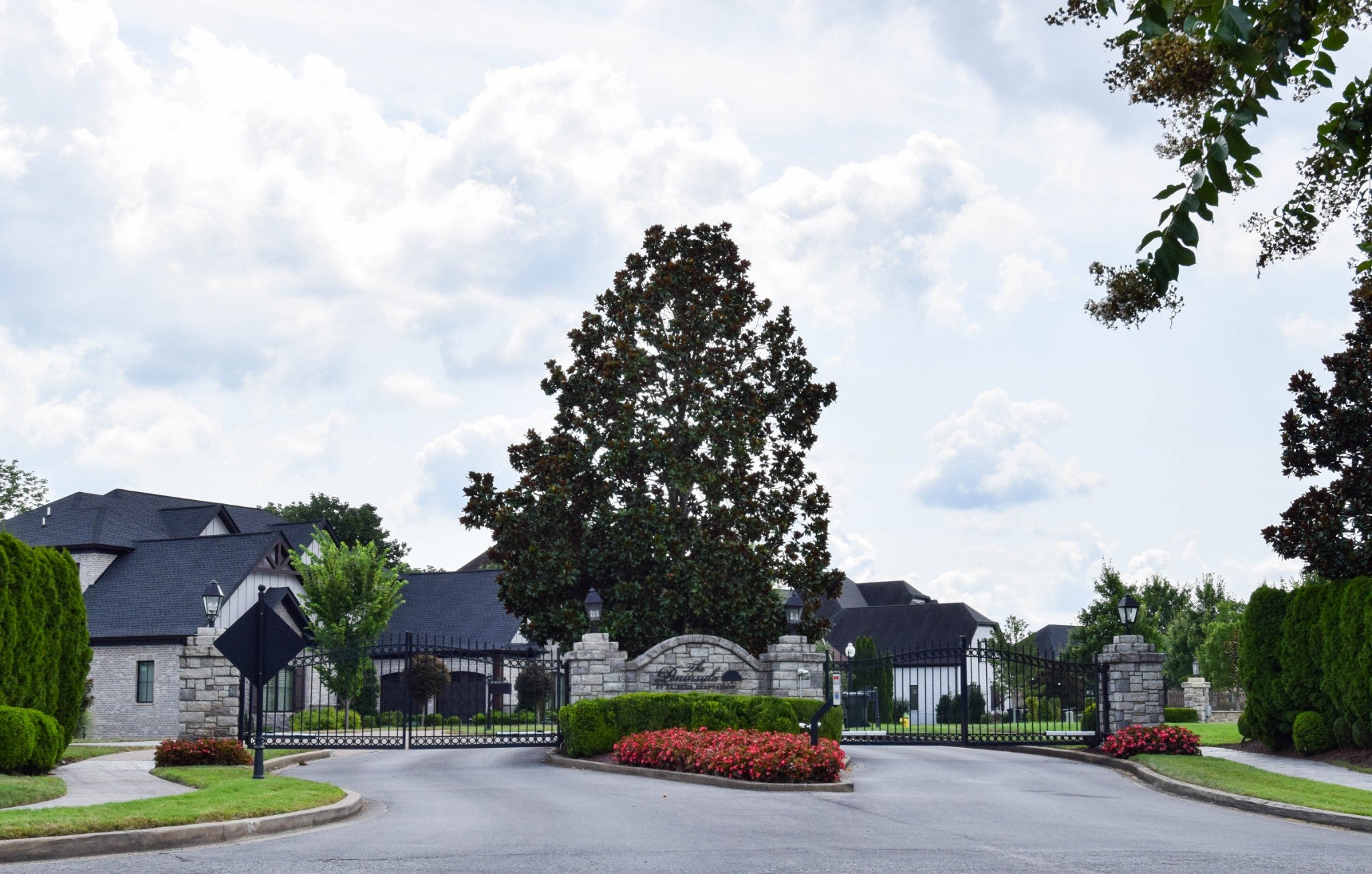 Gallatin, Tennessee, 37066, United States, 4 Bedrooms Bedrooms, ,5 BathroomsBathrooms,Residential,Active,1876698