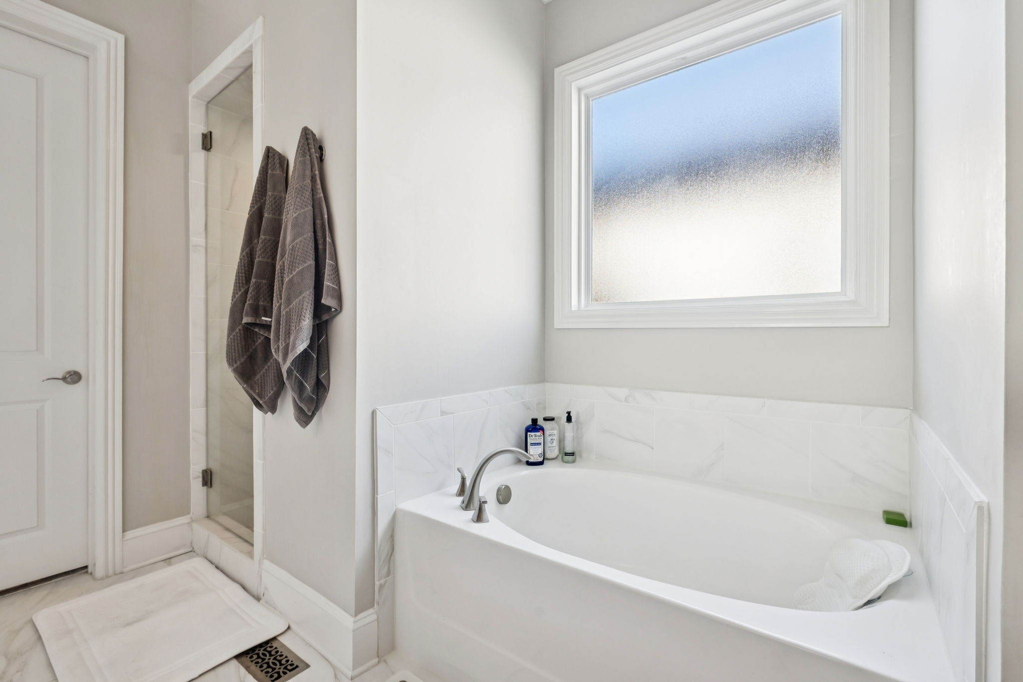 Franklin, Tennessee, 37064, United States, 3 Bedrooms Bedrooms, ,3 BathroomsBathrooms,Residential,Active,1954002