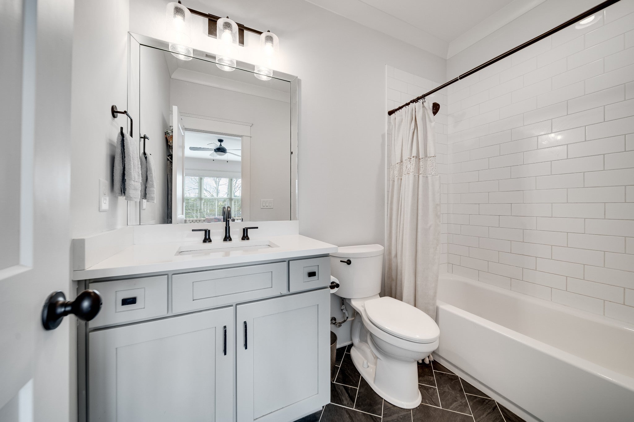 Franklin, Tennessee, 37069, United States, 5 Bedrooms Bedrooms, ,7 BathroomsBathrooms,Residential,Active,1985606