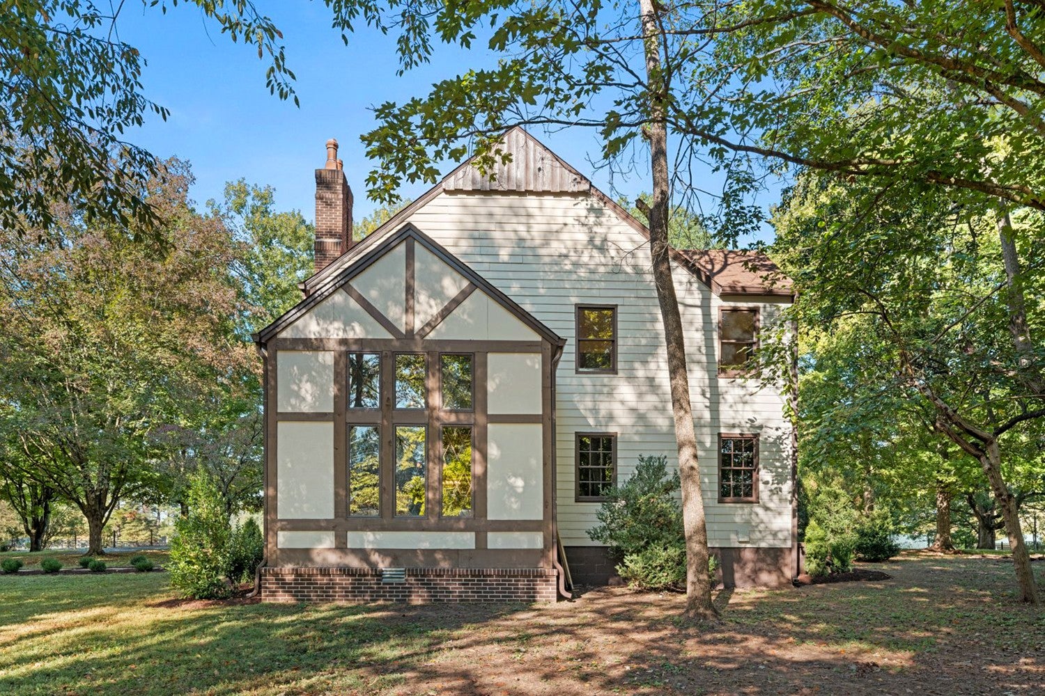 Columbia, Tennessee, 38401, United States, 4 Bedrooms Bedrooms, ,3 BathroomsBathrooms,Residential,Active,1963382