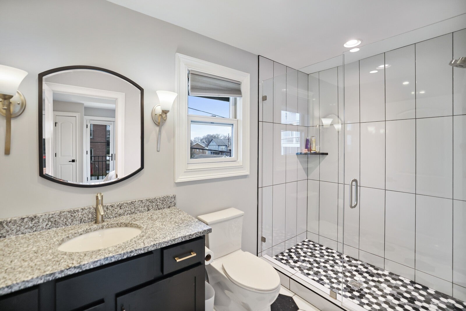 Nashville, Tennessee, 37206, United States, 7 Bedrooms Bedrooms, ,8 BathroomsBathrooms,Residential,Active,2006799