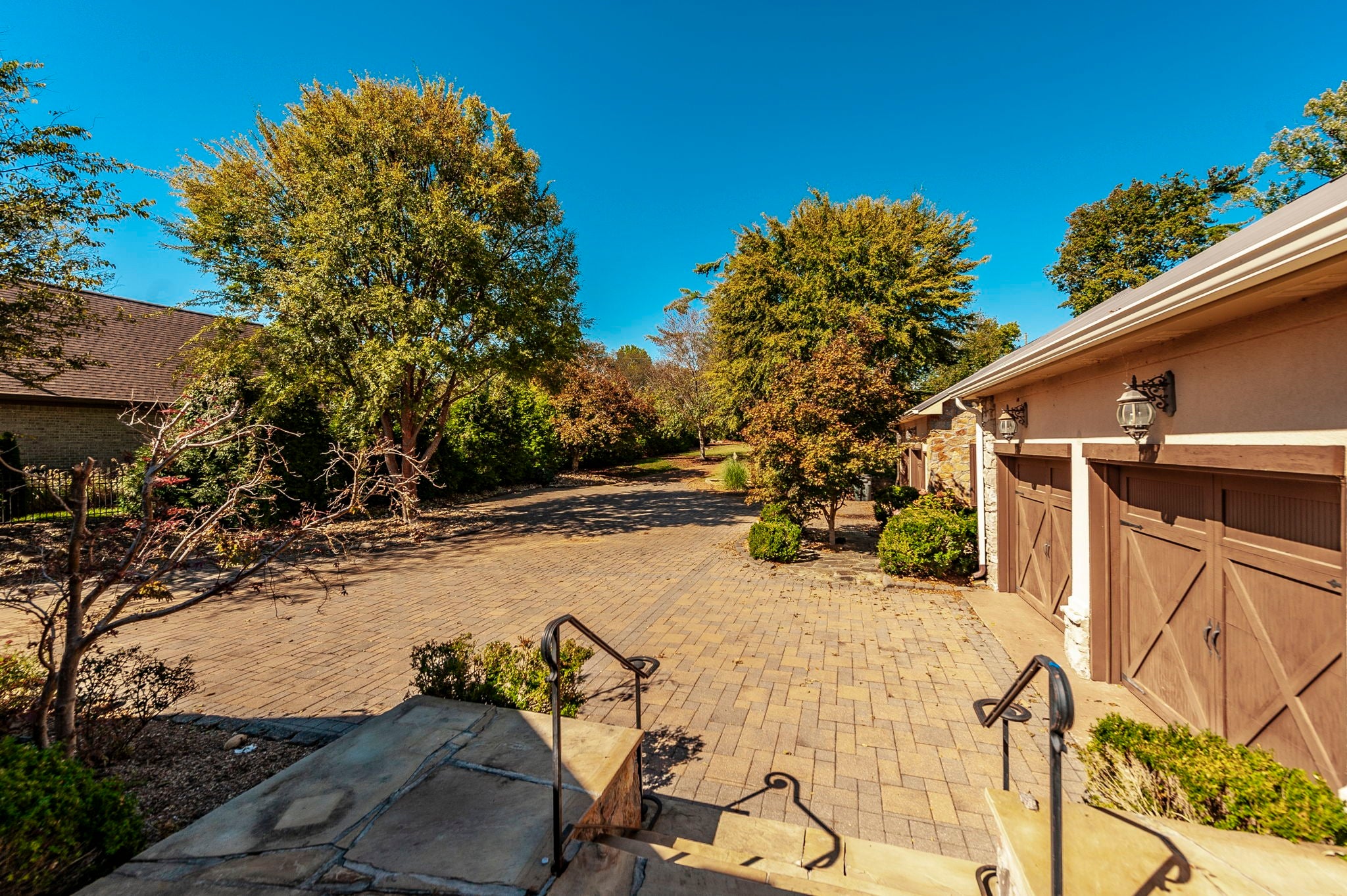 Hendersonville, Tennessee, 37075, United States, 4 Bedrooms Bedrooms, ,4 BathroomsBathrooms,Residential,Active,1959950