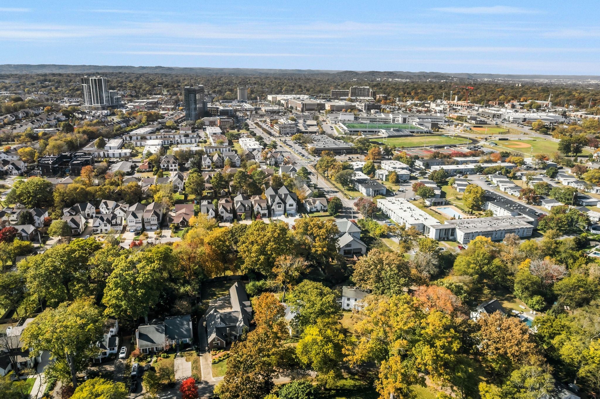 Nashville, Tennessee, 37215, United States, 4 Bedrooms Bedrooms, ,5 BathroomsBathrooms,Residential,Active,1988489
