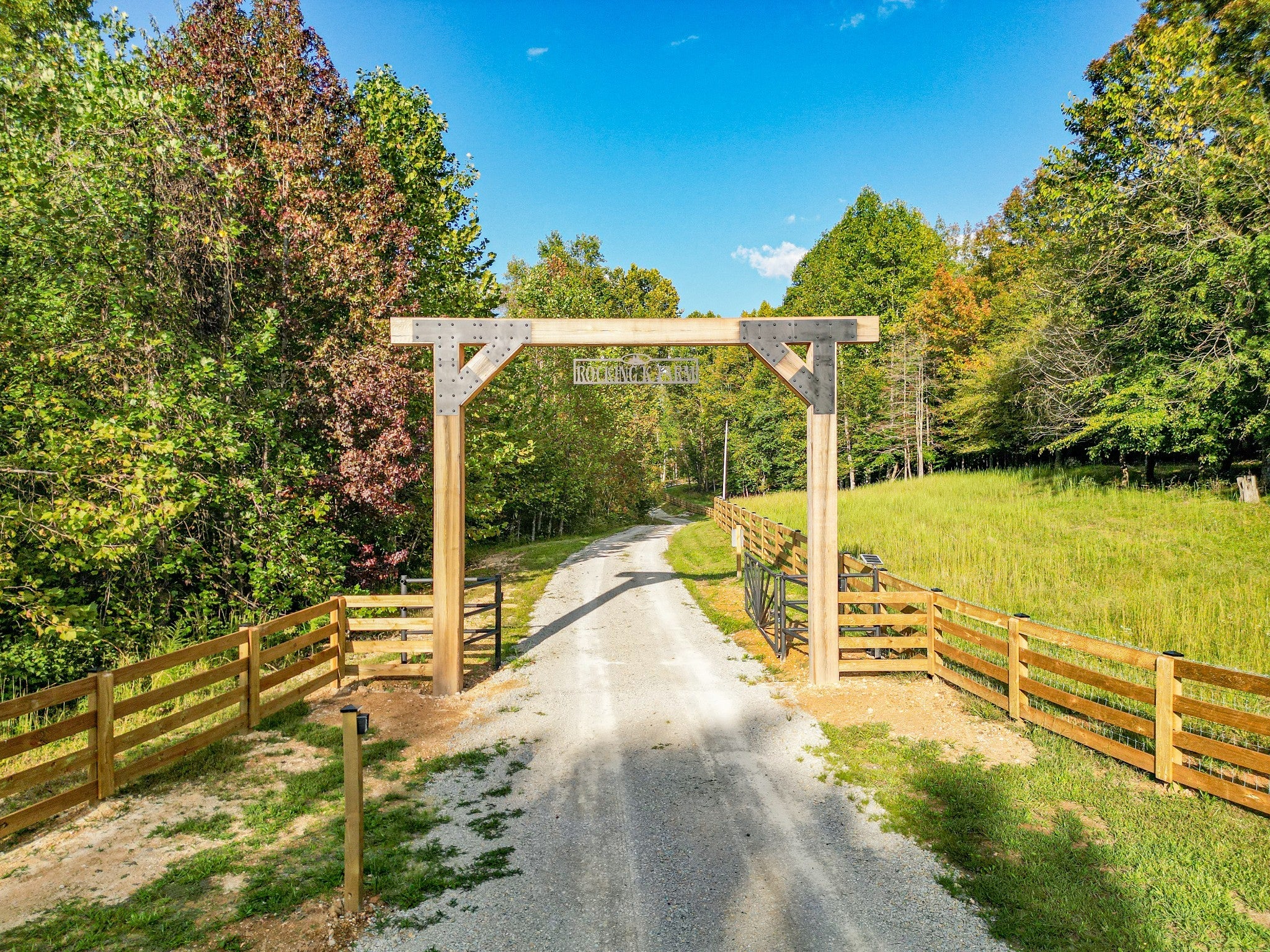 Hohenwald, Tennessee, 38462, United States, 6 Bedrooms Bedrooms, ,3 BathroomsBathrooms,Residential,Active,1964507
