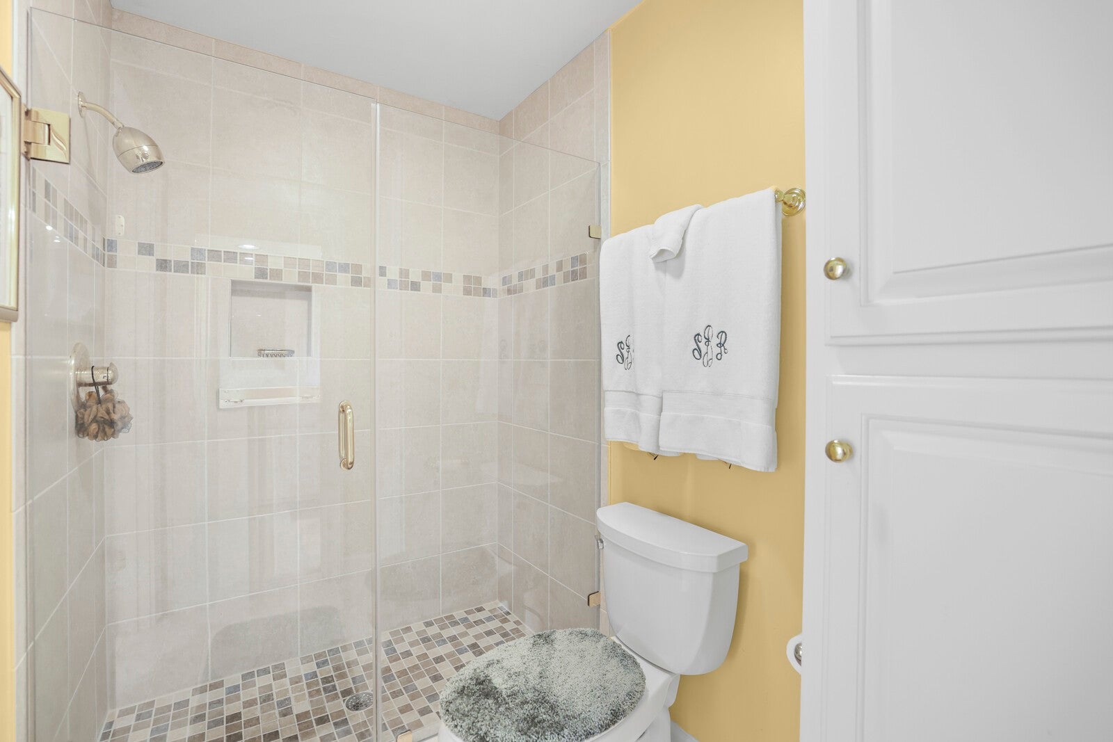 Brentwood, Tennessee, 37027, United States, 4 Bedrooms Bedrooms, ,4 BathroomsBathrooms,Residential,Active,2011457