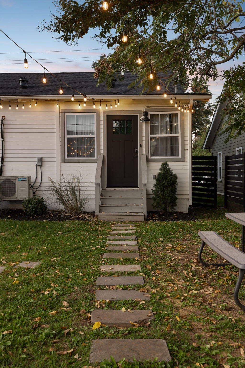 Nashville, Tennessee, 37206, United States, 3 Bedrooms Bedrooms, ,2 BathroomsBathrooms,Residential,Active,1912805