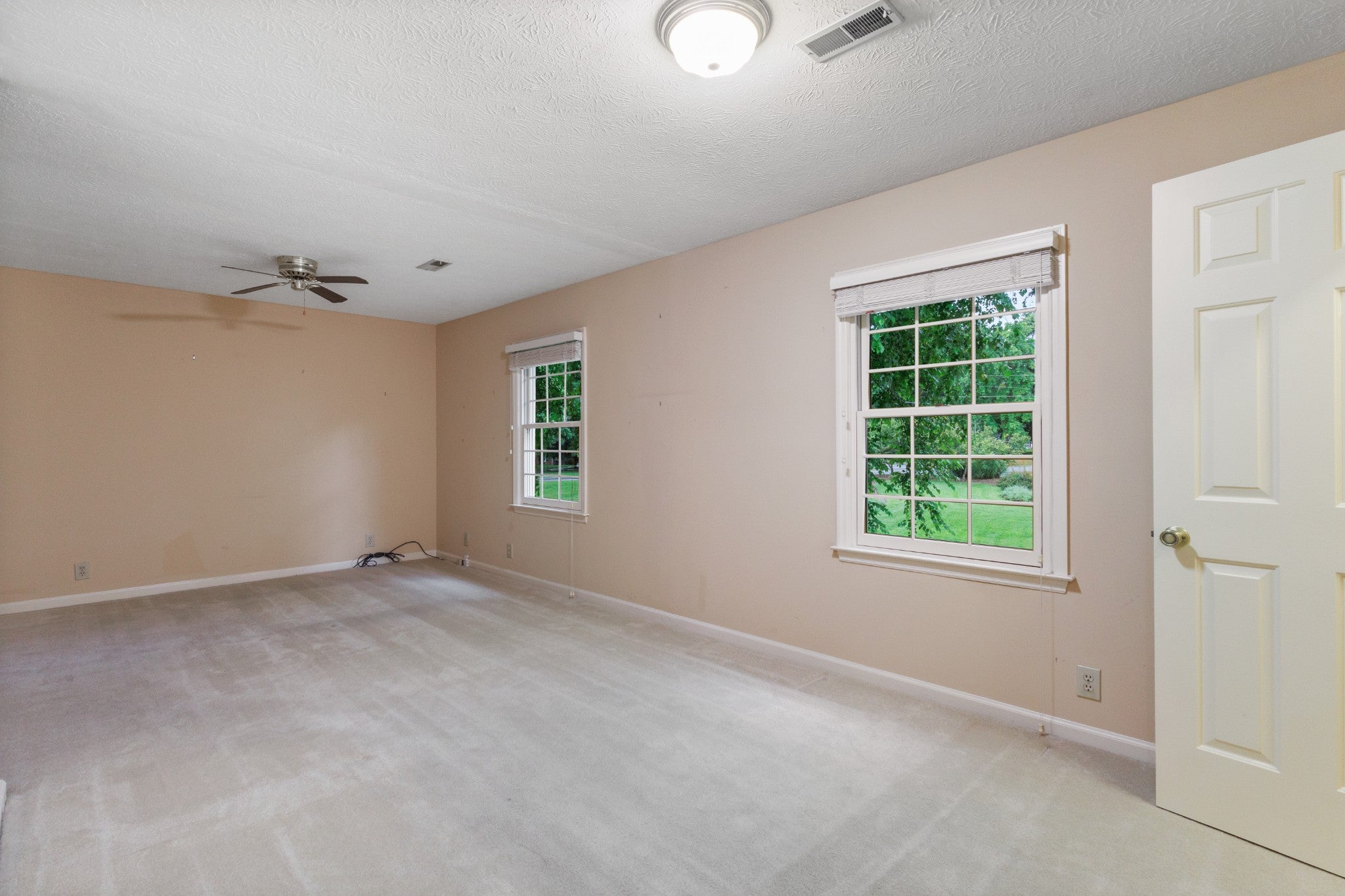 Gallatin, Tennessee, 37066, United States, 4 Bedrooms Bedrooms, ,3 BathroomsBathrooms,Residential,Active,1886830