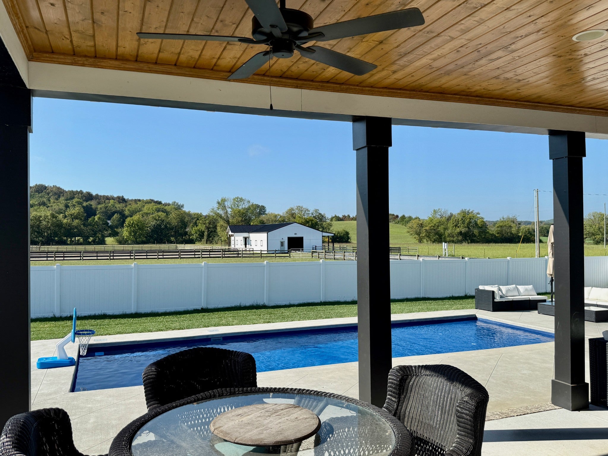 Lebanon, Tennessee, 37090, United States, 3 Bedrooms Bedrooms, ,4 BathroomsBathrooms,Residential,Active,1954332