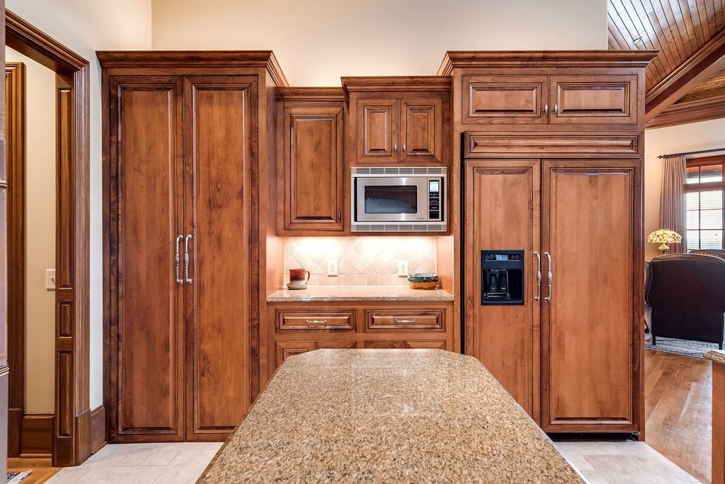 Hendersonville, Tennessee, 37075, United States, 4 Bedrooms Bedrooms, ,4 BathroomsBathrooms,Residential,Active,1936380