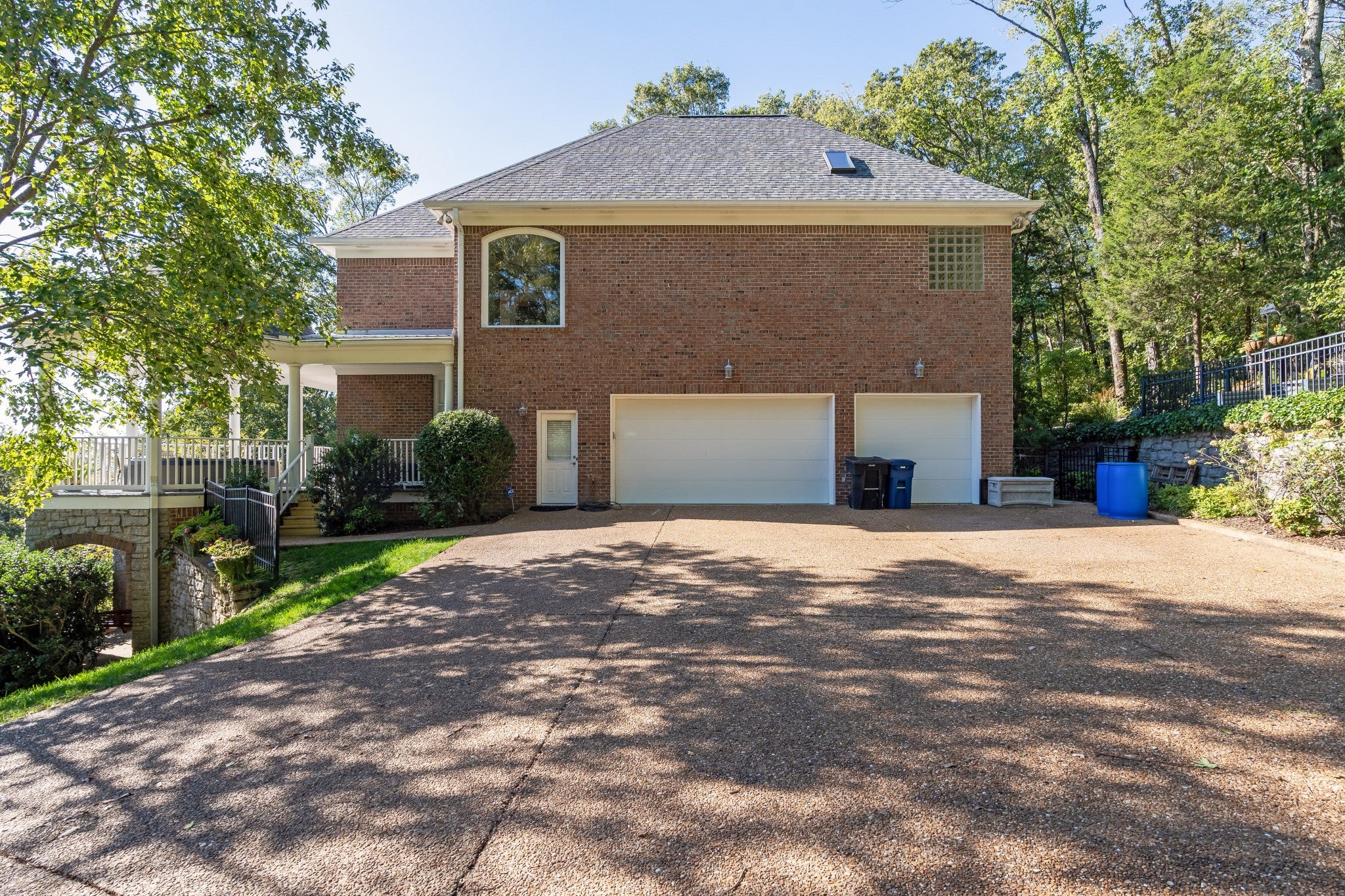 Franklin, Tennessee, 37069, United States, 5 Bedrooms Bedrooms, ,5 BathroomsBathrooms,Residential,Active,1965859