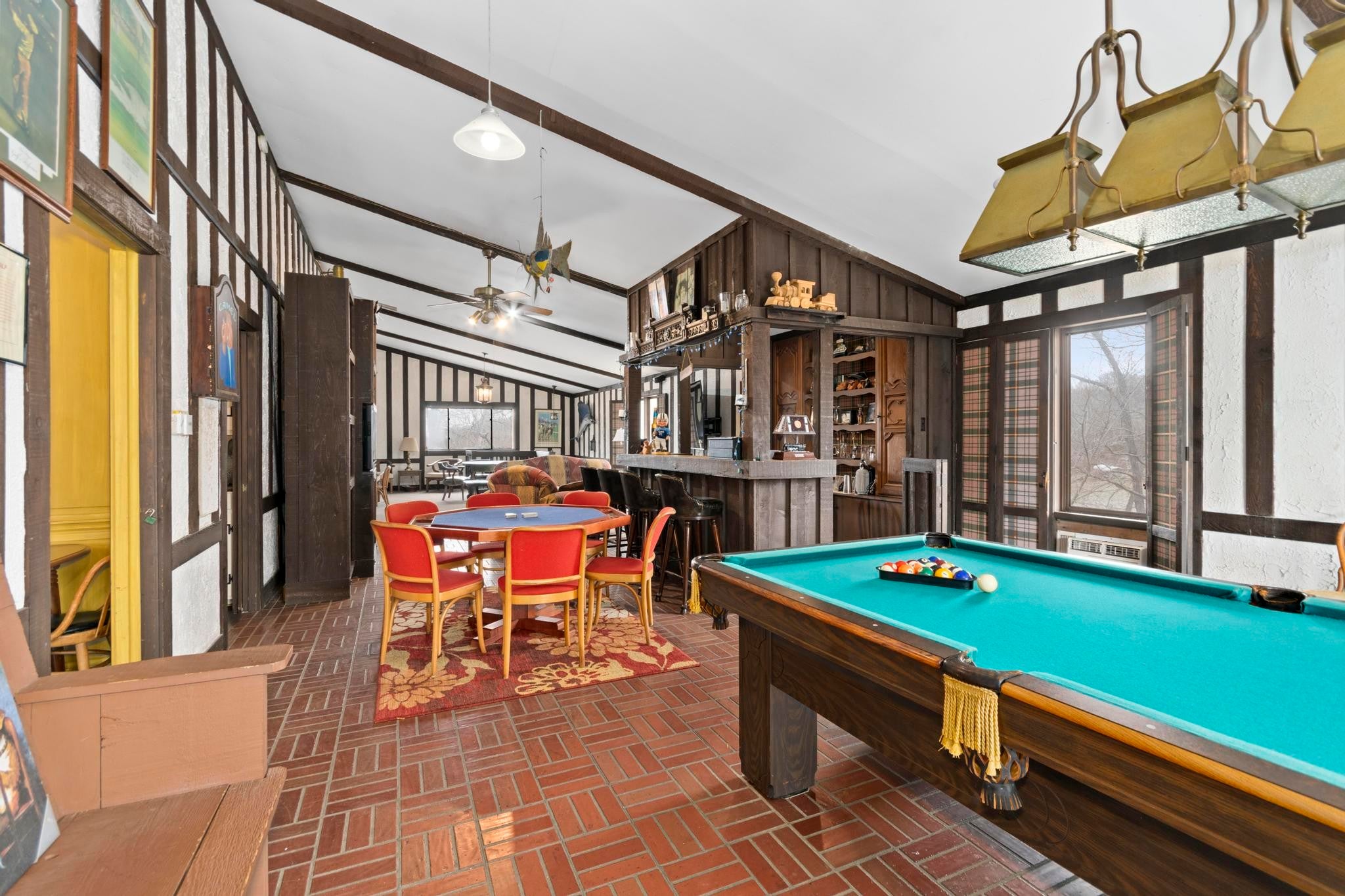 Cadiz, Kentucky, 42211, United States, 8 Bedrooms Bedrooms, ,9 BathroomsBathrooms,Residential,Active,1764487