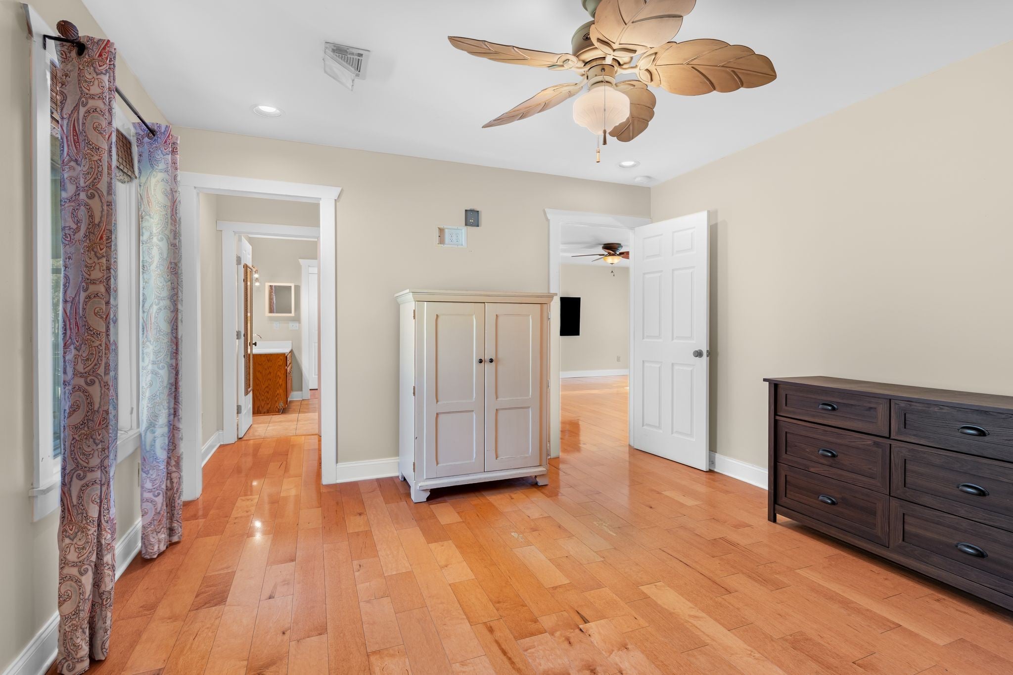 Lebanon, Tennessee, 37087, United States, 3 Bedrooms Bedrooms, ,3 BathroomsBathrooms,Residential,Active,1987222