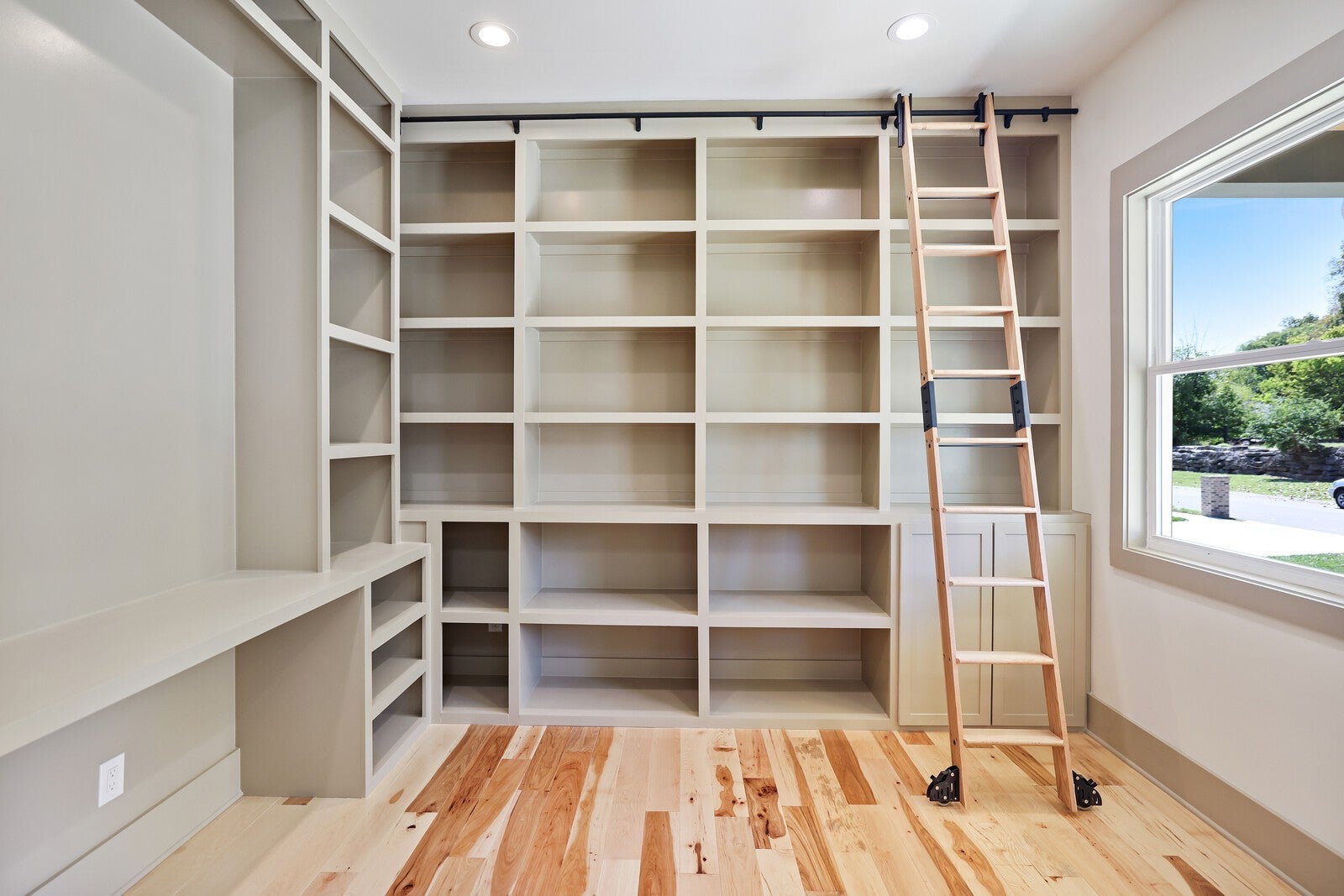 Lebanon, Tennessee, 37087, United States, 5 Bedrooms Bedrooms, ,6 BathroomsBathrooms,Residential,Active,2001060