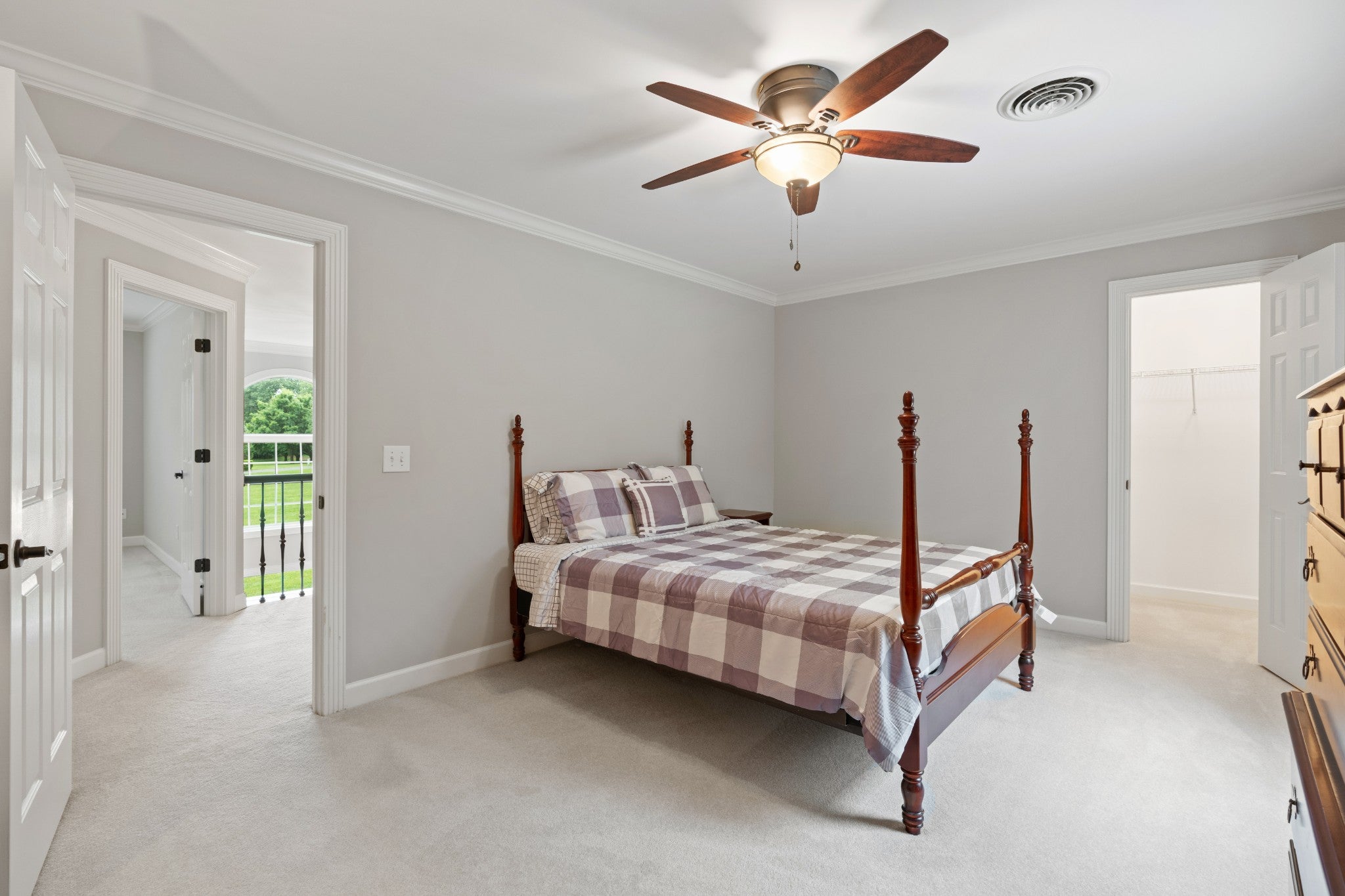 Gallatin, Tennessee, 37066, United States, 4 Bedrooms Bedrooms, ,5 BathroomsBathrooms,Residential,Active,1834473