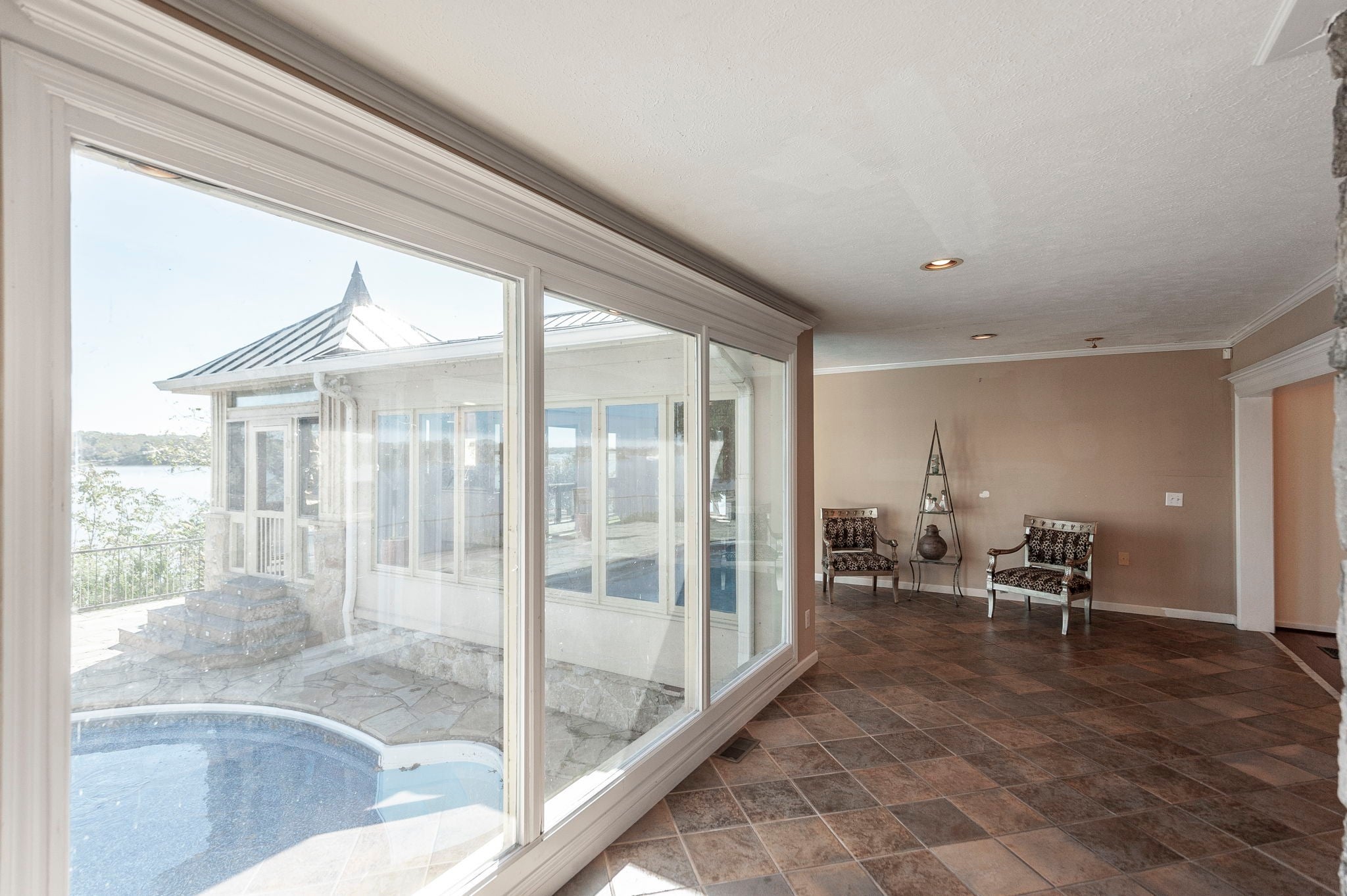 Hendersonville, Tennessee, 37075, United States, 4 Bedrooms Bedrooms, ,4 BathroomsBathrooms,Residential,Active,1959950