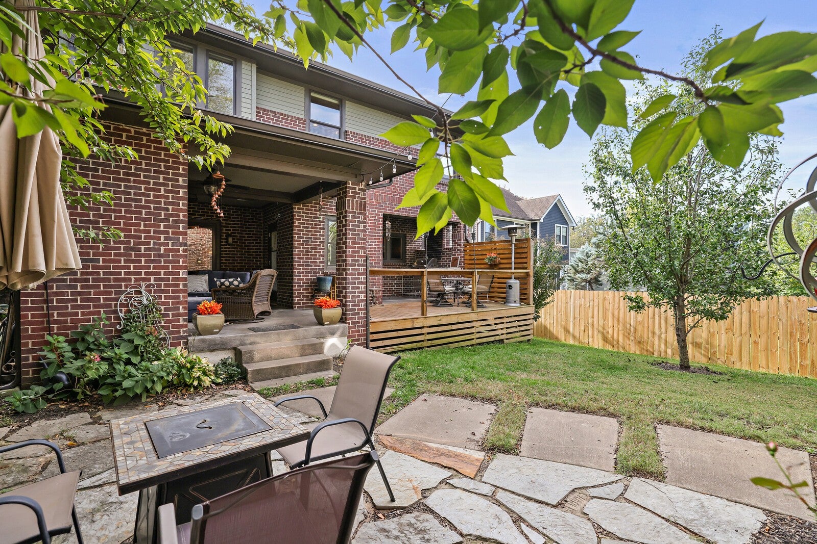 Nashville, Tennessee, 37206, United States, 4 Bedrooms Bedrooms, ,3 BathroomsBathrooms,Residential,Active,1969649