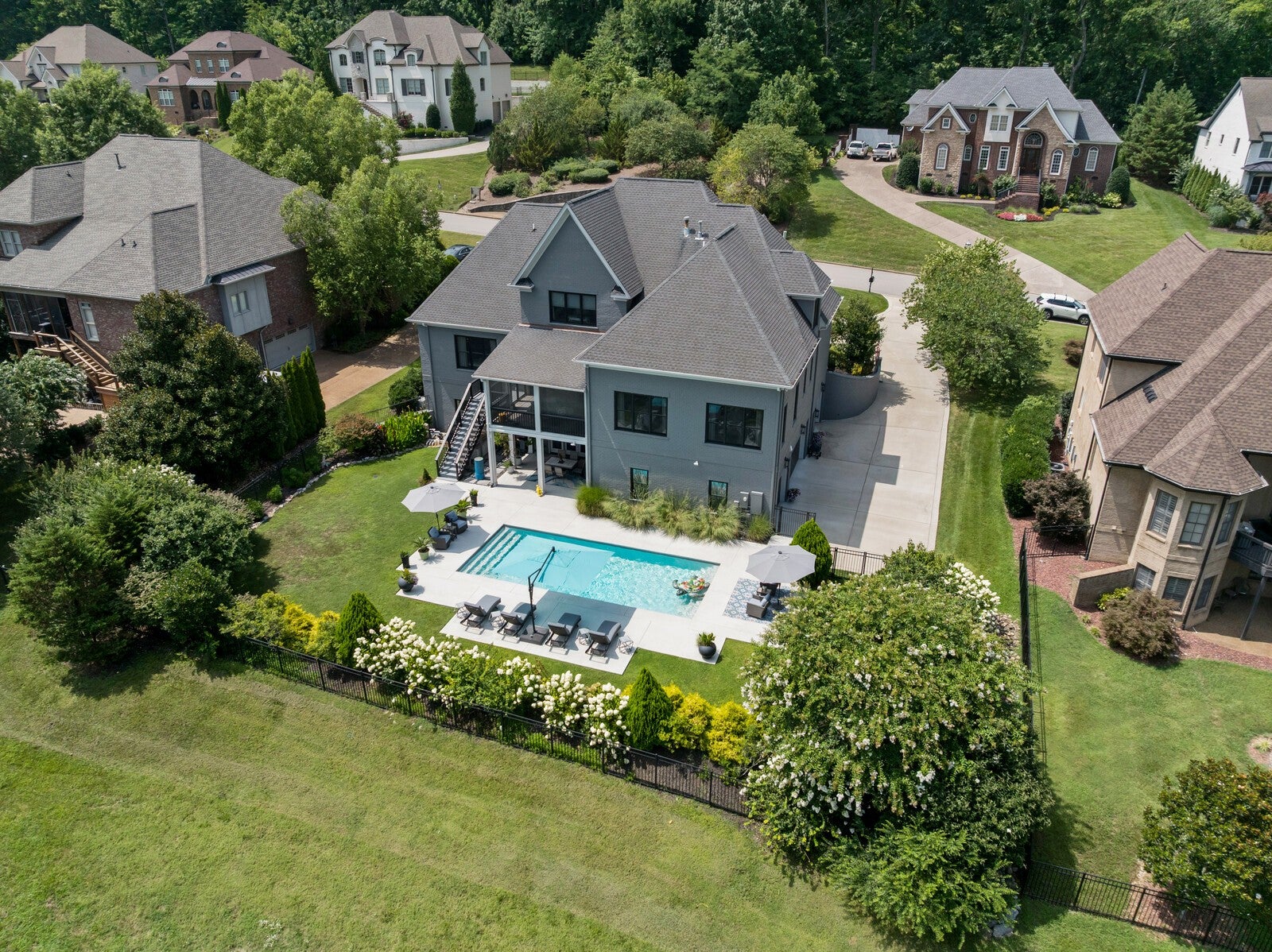 Brentwood, Tennessee, 37027, United States, 5 Bedrooms Bedrooms, ,5 BathroomsBathrooms,Residential,Active,1914575