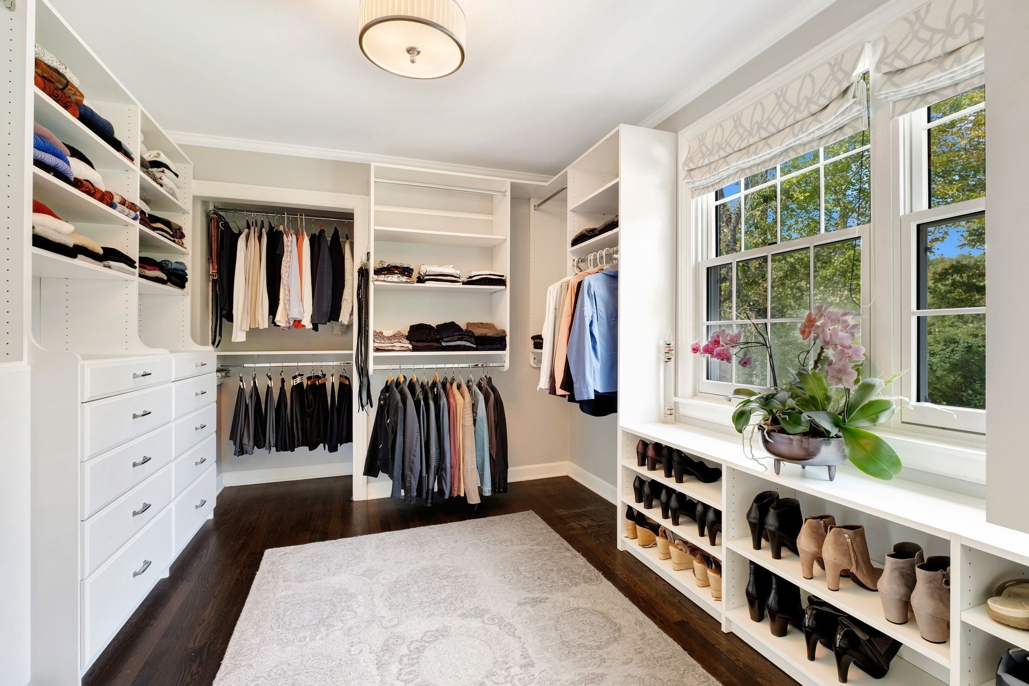 Nashville, Tennessee, 37221, United States, 4 Bedrooms Bedrooms, ,3 BathroomsBathrooms,Residential,Active,1967104