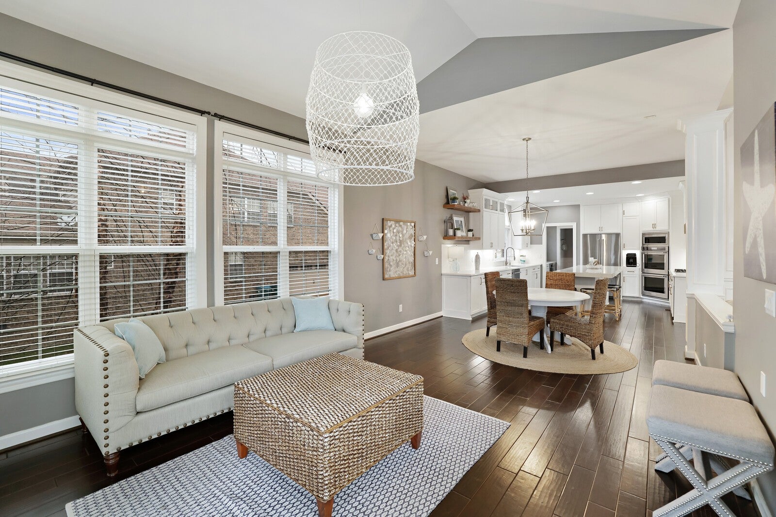 Brentwood, Tennessee, 37027, United States, 4 Bedrooms Bedrooms, ,5 BathroomsBathrooms,Residential,Active,2023870