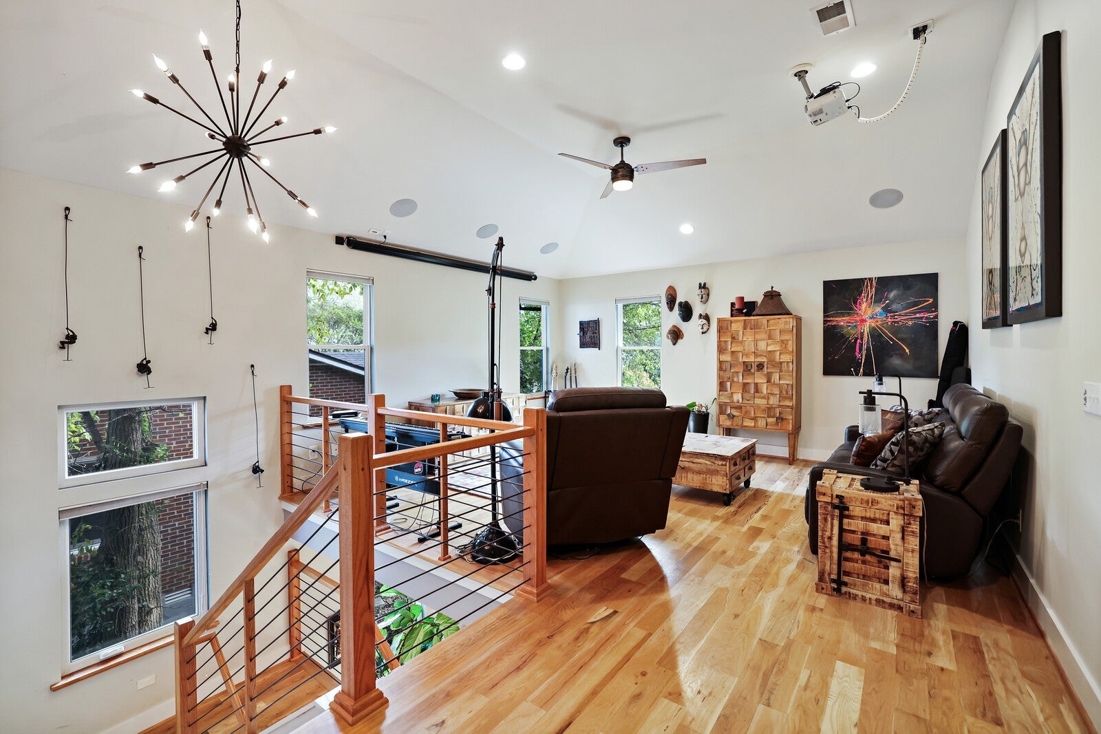 Nashville, Tennessee, 37206, United States, 4 Bedrooms Bedrooms, ,3 BathroomsBathrooms,Residential,Active,1969649