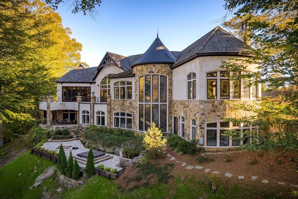 Smithville, Tennessee, 37166, United States, ,7 BathroomsBathrooms,Residential,Active,1769789