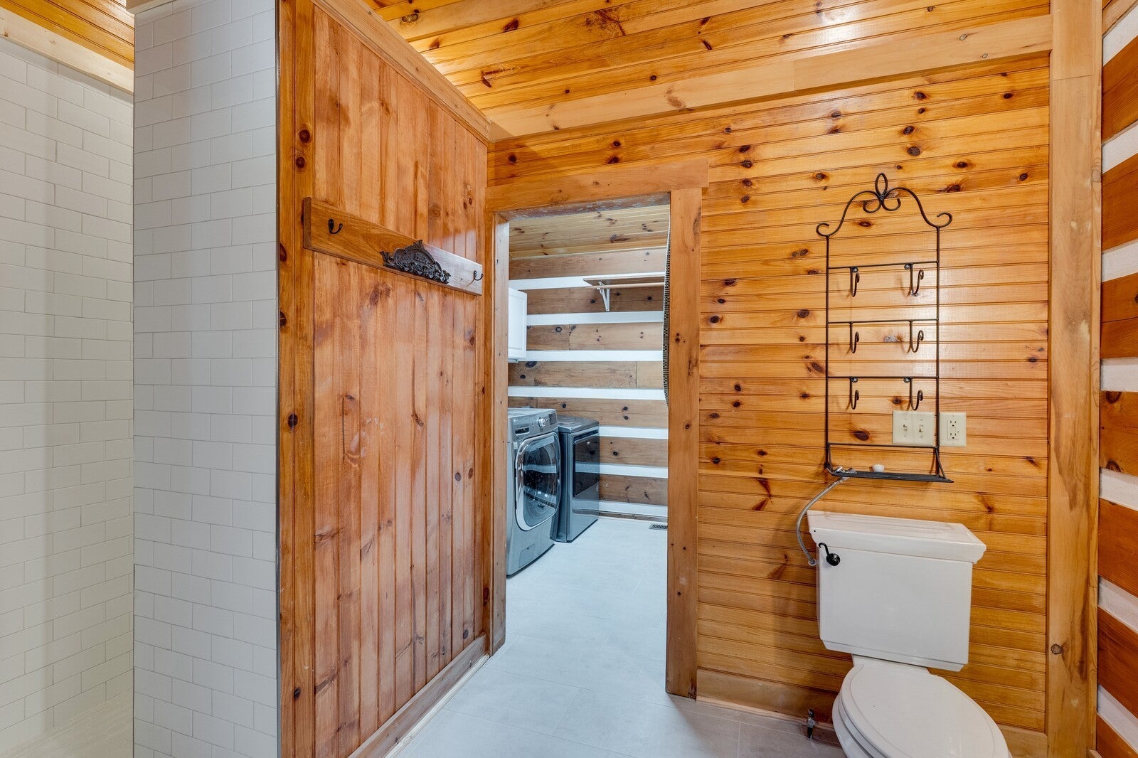 Brentwood, Tennessee, 37027, United States, 3 Bedrooms Bedrooms, ,3 BathroomsBathrooms,Residential,Active,1967284