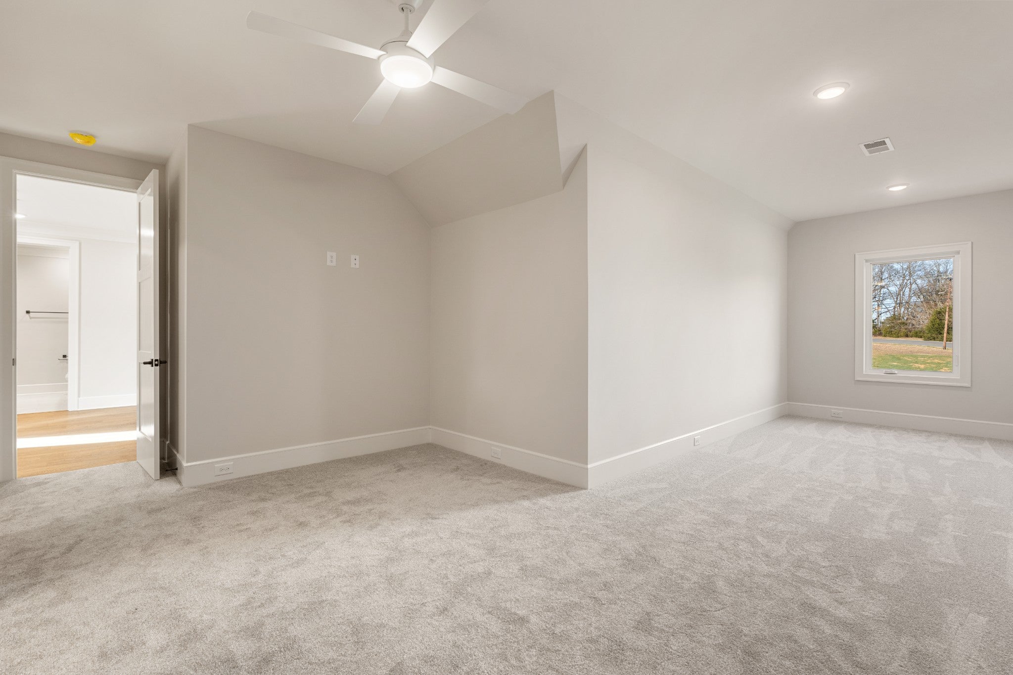 Lebanon, Tennessee, 37087, United States, 5 Bedrooms Bedrooms, ,5 BathroomsBathrooms,Residential,Active,2006870