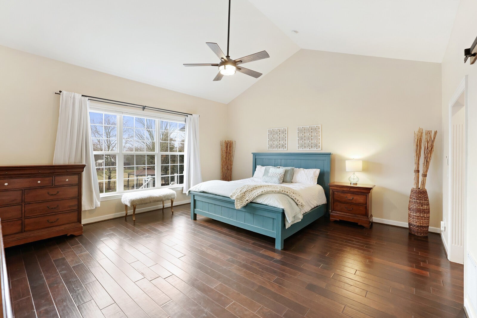 Brentwood, Tennessee, 37027, United States, 4 Bedrooms Bedrooms, ,5 BathroomsBathrooms,Residential,Active,2023870