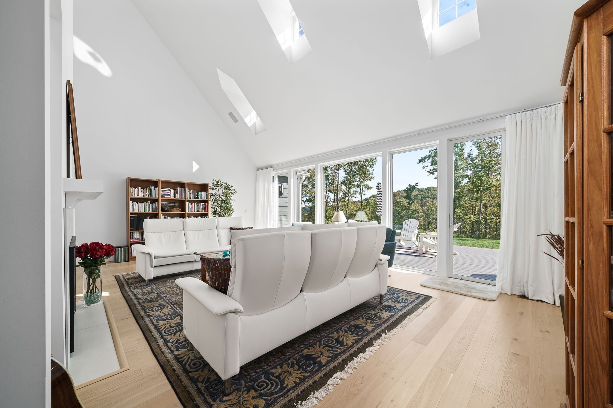 Crawford, Tennessee, 38554, United States, 3 Bedrooms Bedrooms, ,4 BathroomsBathrooms,Residential,Active,2007956