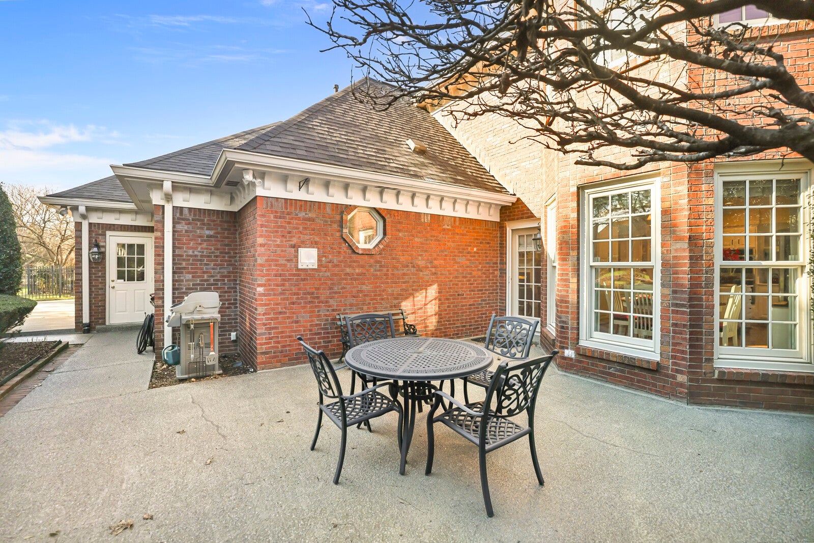 Brentwood, Tennessee, 37027, United States, 4 Bedrooms Bedrooms, ,4 BathroomsBathrooms,Residential,Active,2011457