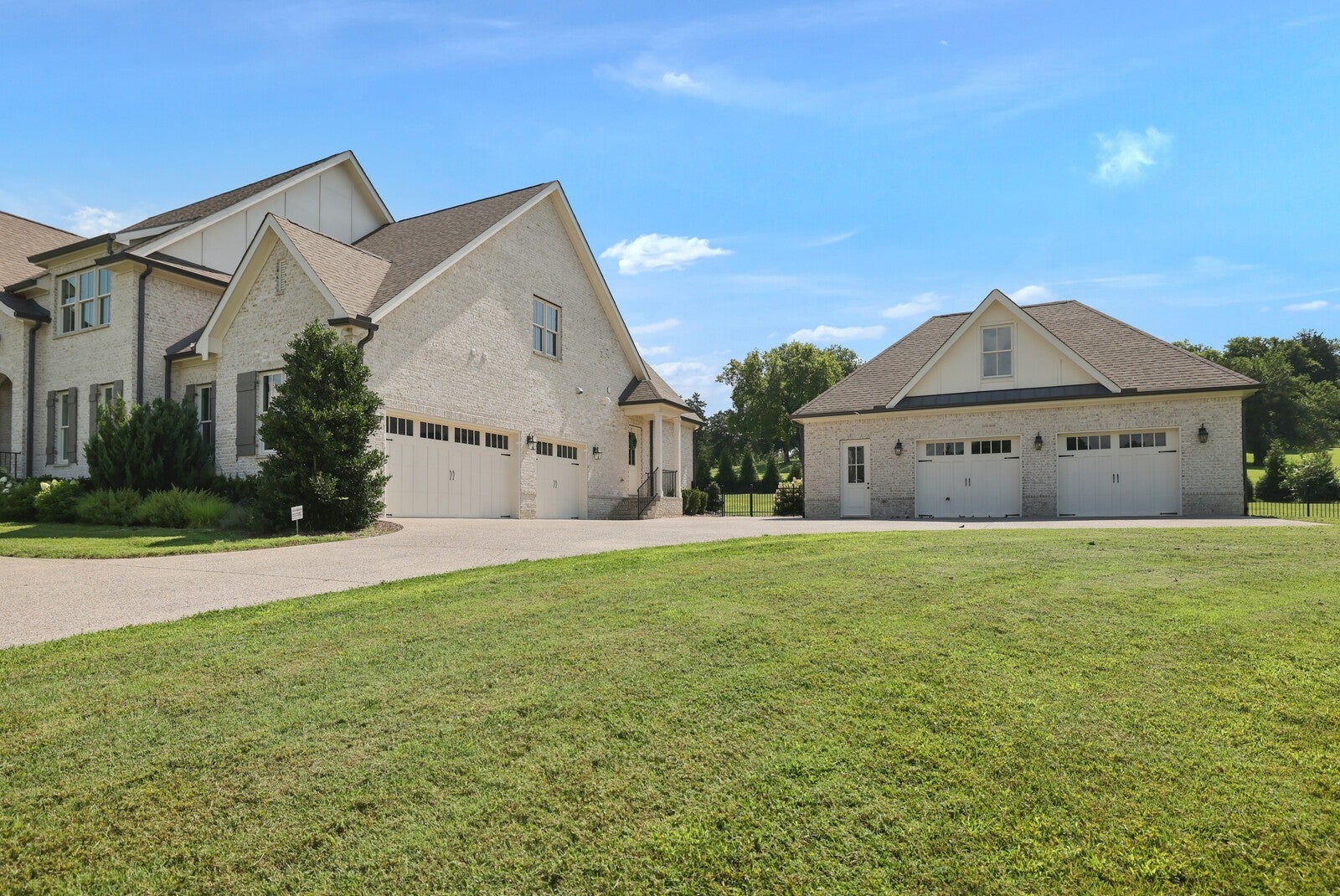 Franklin, Tennessee, 37069, United States, 5 Bedrooms Bedrooms, ,7 BathroomsBathrooms,Residential,Active,1894546