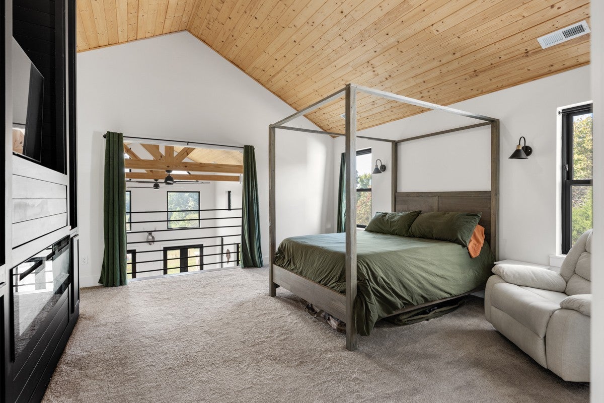 Westmoreland, Tennessee, 37186, United States, 3 Bedrooms Bedrooms, ,3 BathroomsBathrooms,Residential,Active,1964466