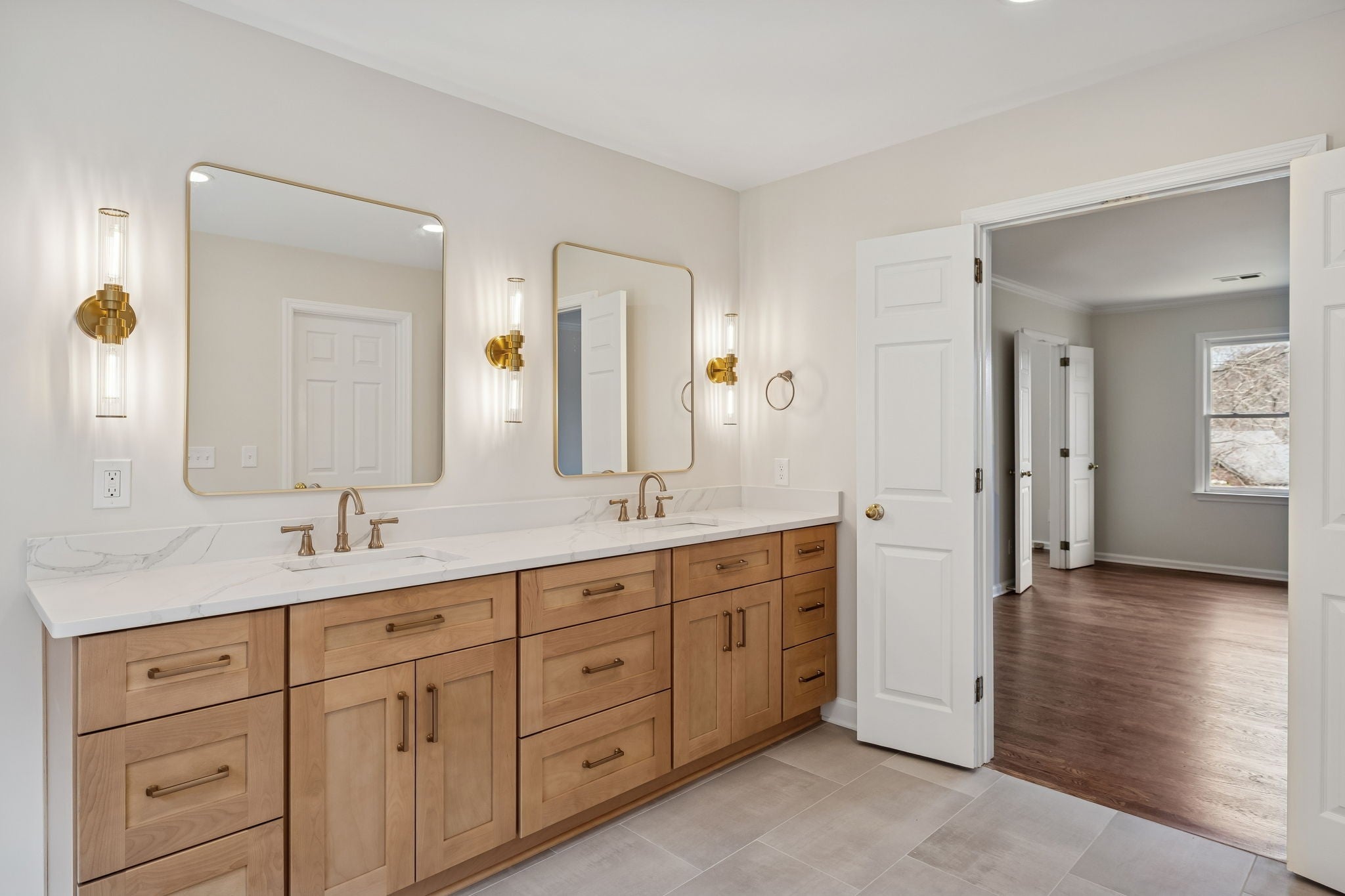 Brentwood, Tennessee, 37027, United States, 5 Bedrooms Bedrooms, ,5 BathroomsBathrooms,Residential,Active,2015259