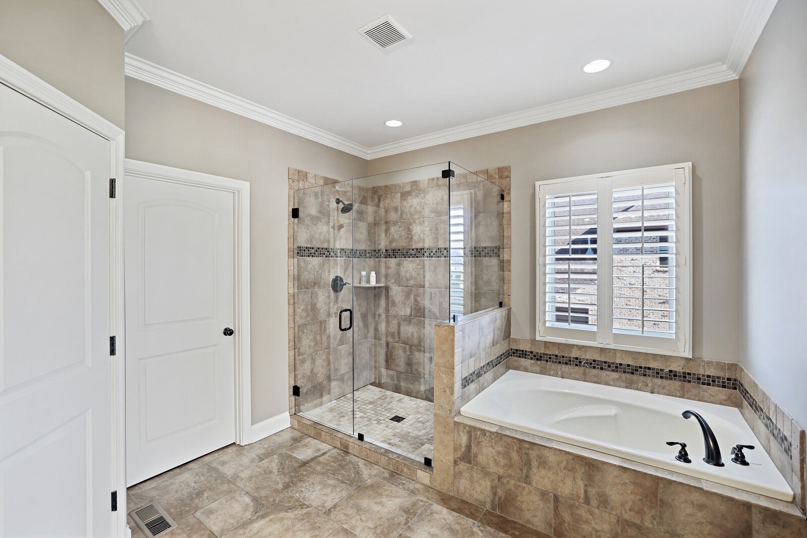 Lebanon, Tennessee, 37087, United States, 4 Bedrooms Bedrooms, ,4 BathroomsBathrooms,Residential,Active,1994975