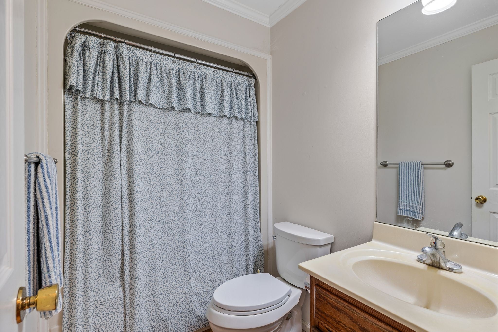Columbia, Tennessee, 38401, United States, 3 Bedrooms Bedrooms, ,3 BathroomsBathrooms,Residential,Active,1936631