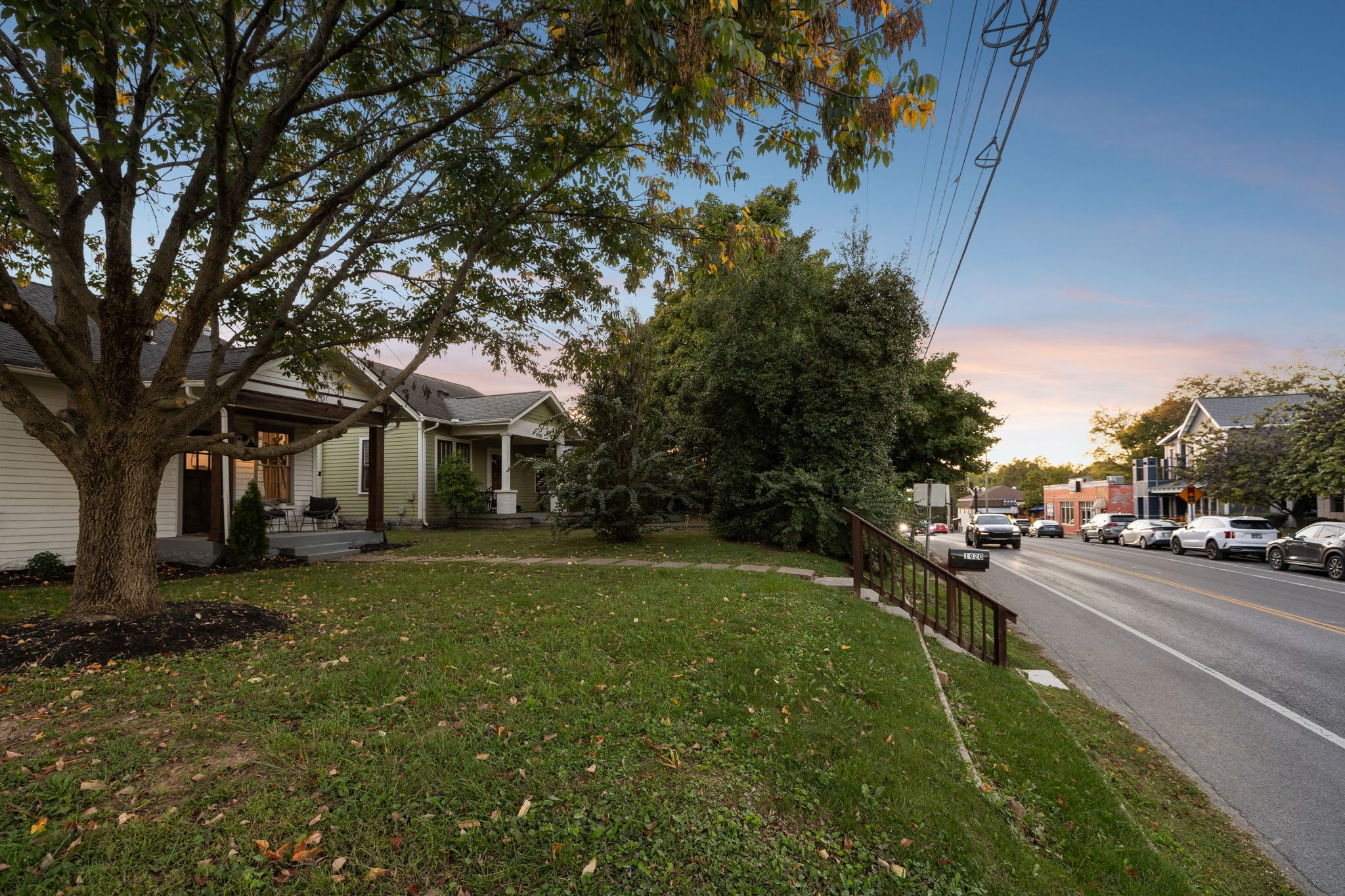 Nashville, Tennessee, 37206, United States, 3 Bedrooms Bedrooms, ,2 BathroomsBathrooms,Residential,Active,1912805