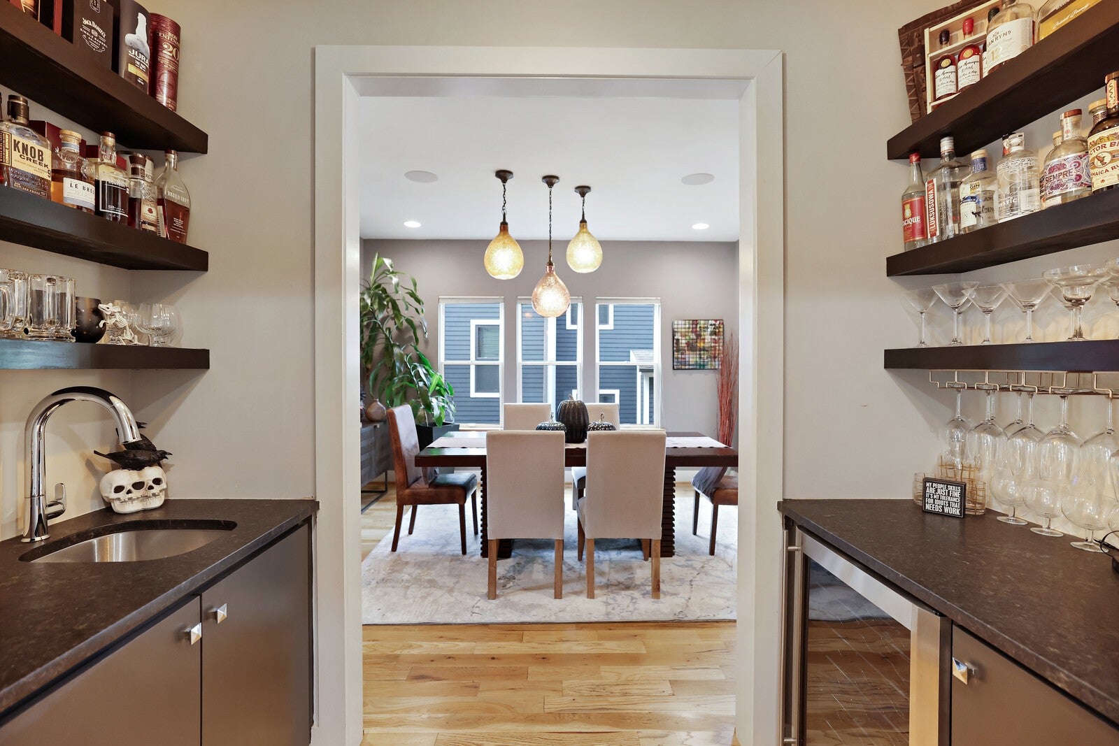 Nashville, Tennessee, 37206, United States, 4 Bedrooms Bedrooms, ,3 BathroomsBathrooms,Residential,Active,1969649